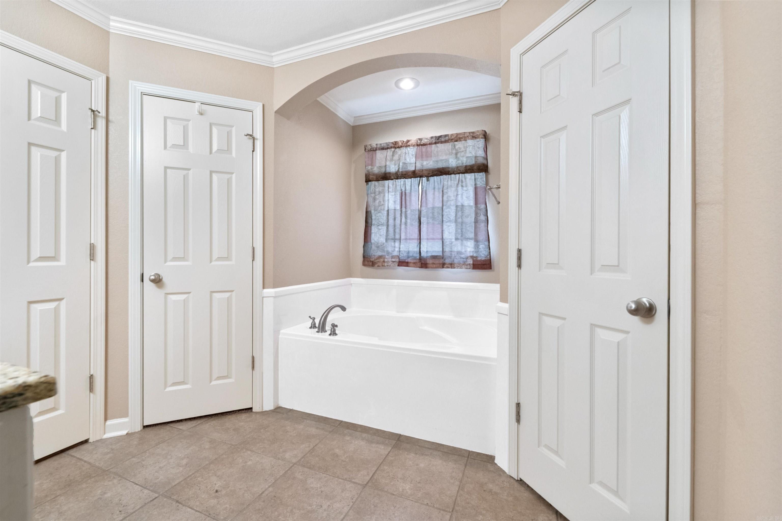 2105 Airborn  Jacksonville, AR