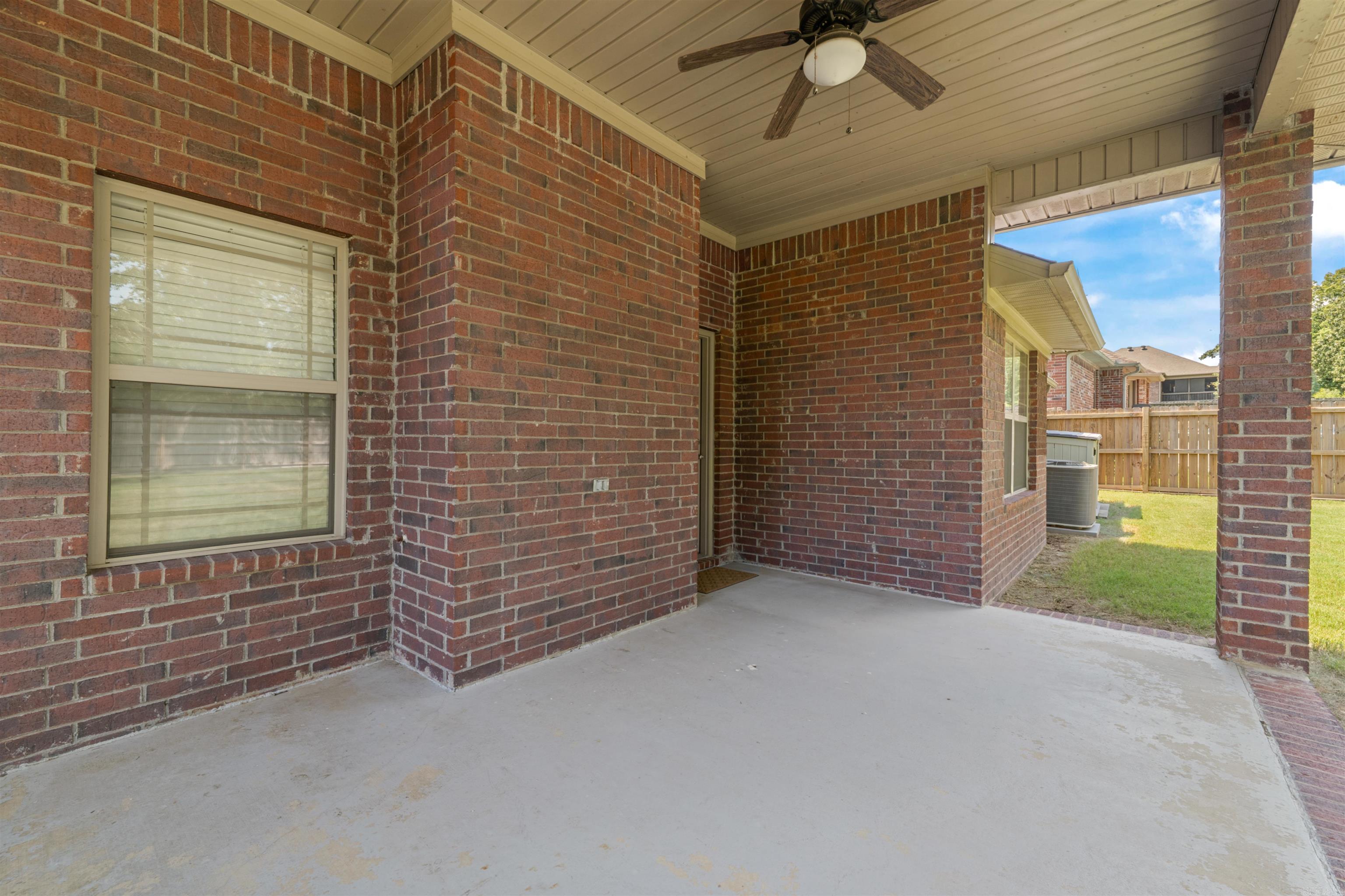 2105 Airborn  Jacksonville, AR