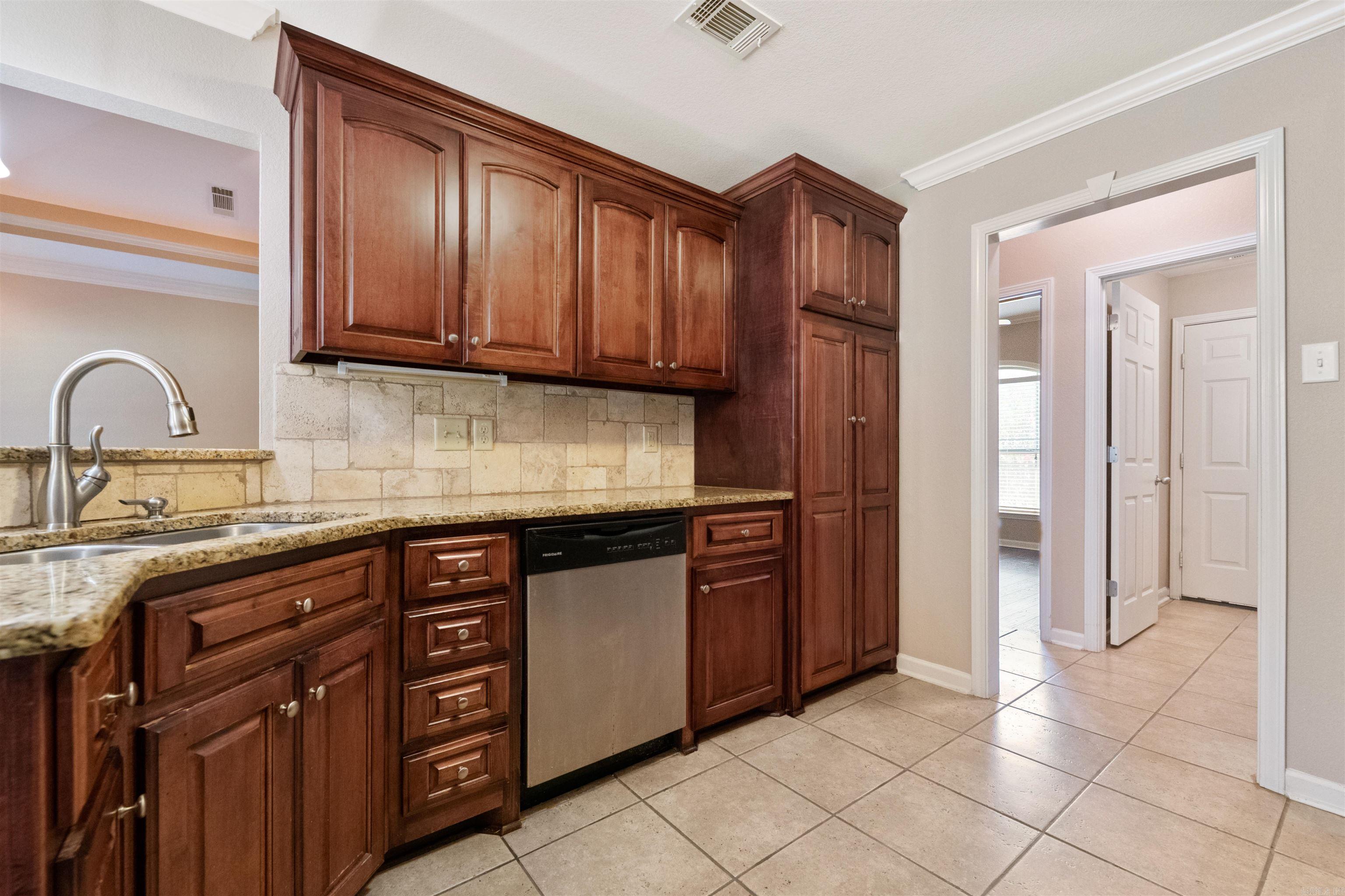 2105 Airborn  Jacksonville, AR