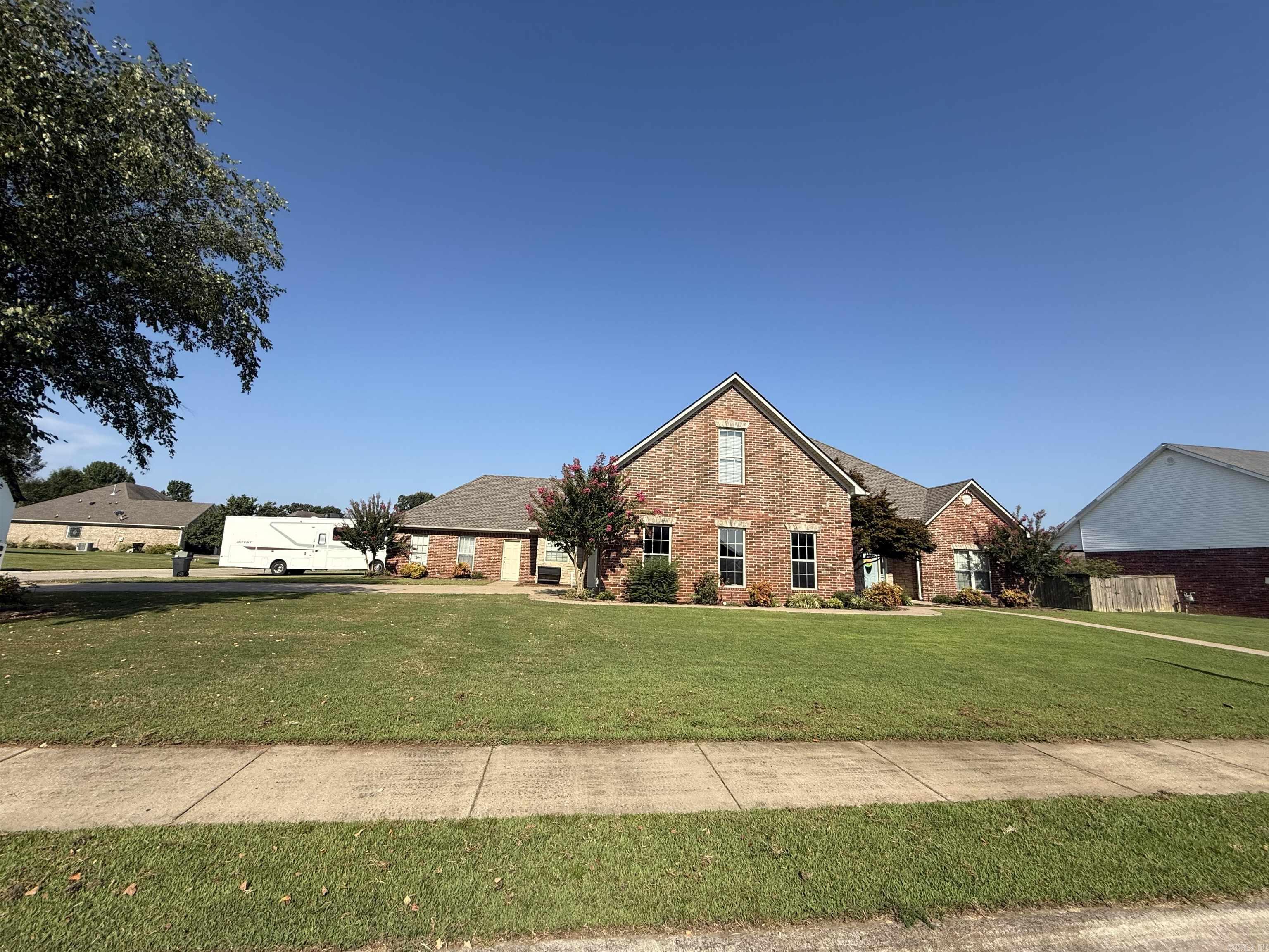 23 Kalli  Vilonia, AR