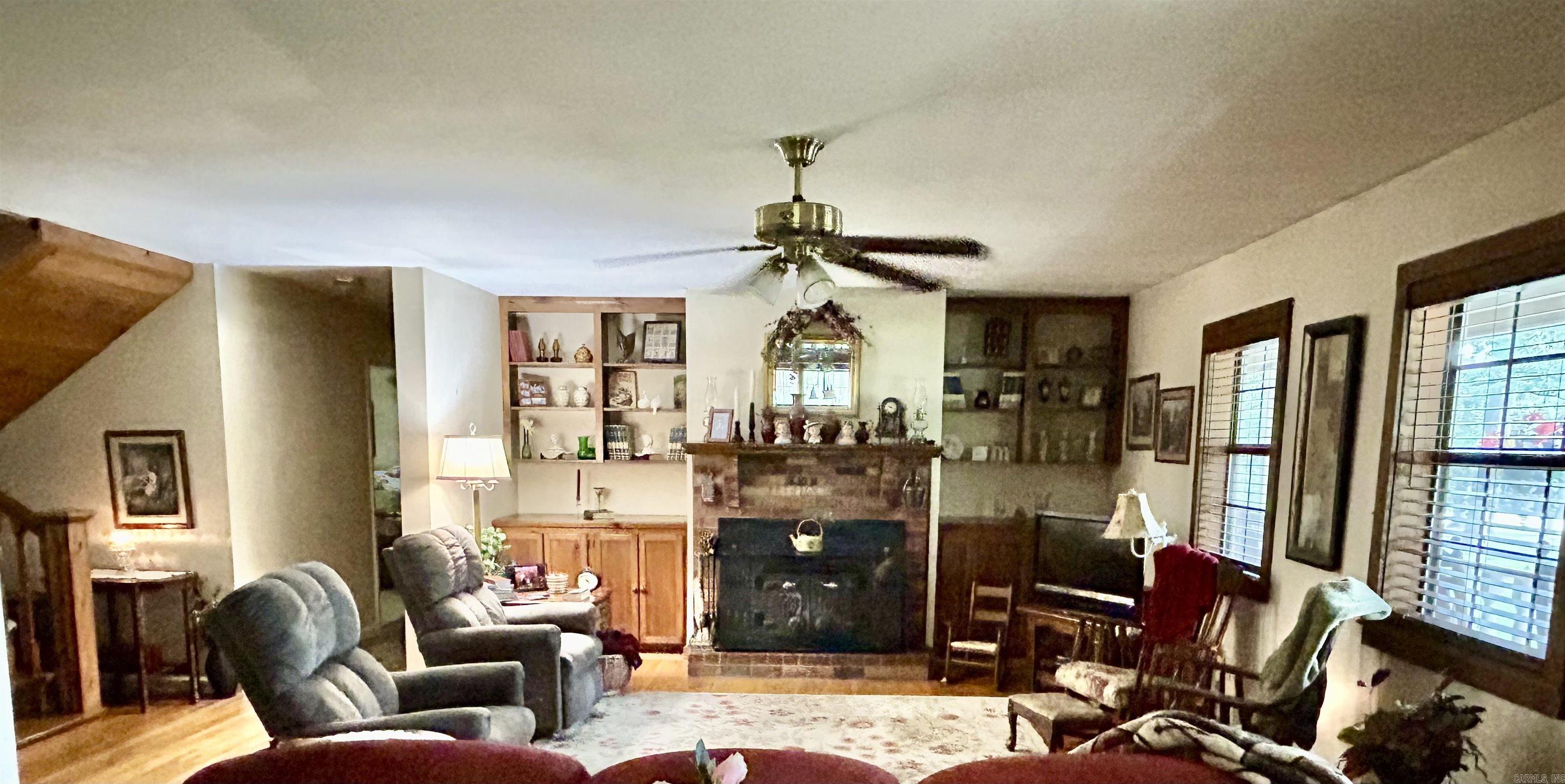 30501 Hwy 300  Roland, AR