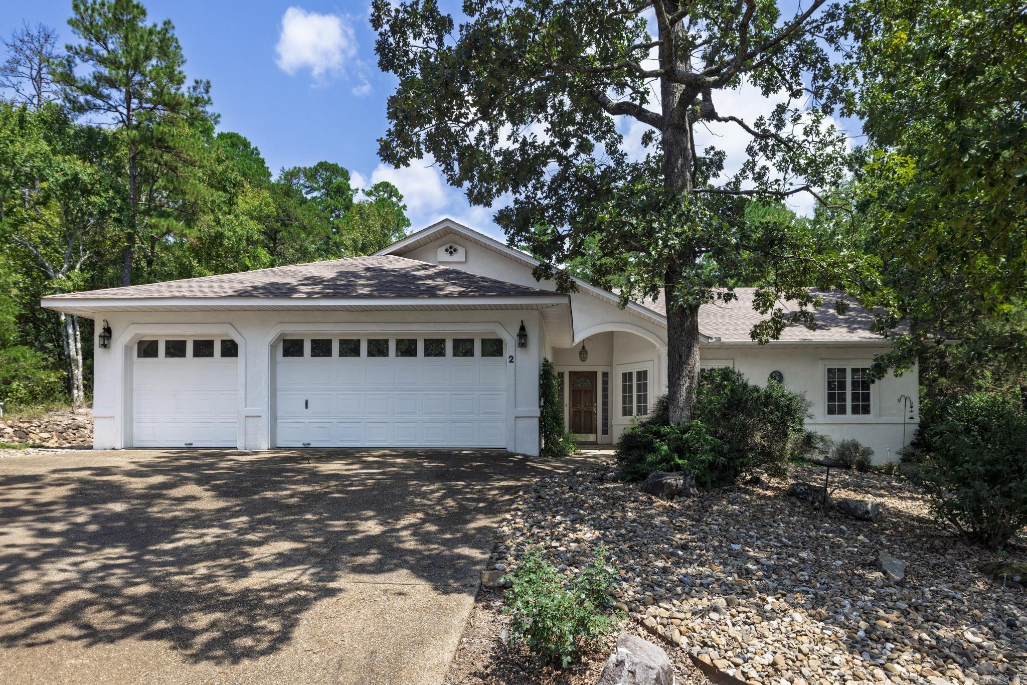 2 Dominar  Hot Springs Village, AR