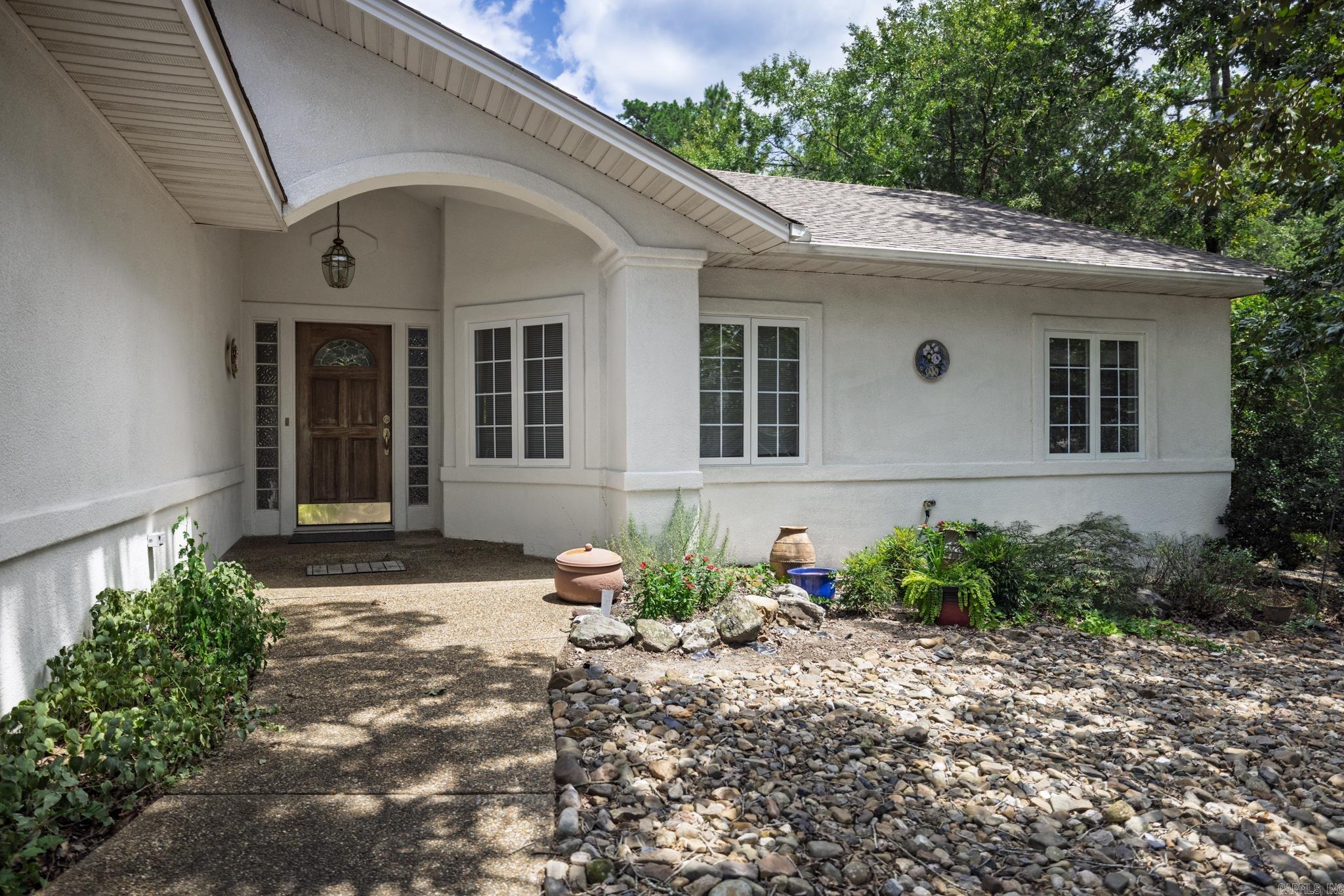 2 Dominar  Hot Springs Village, AR
