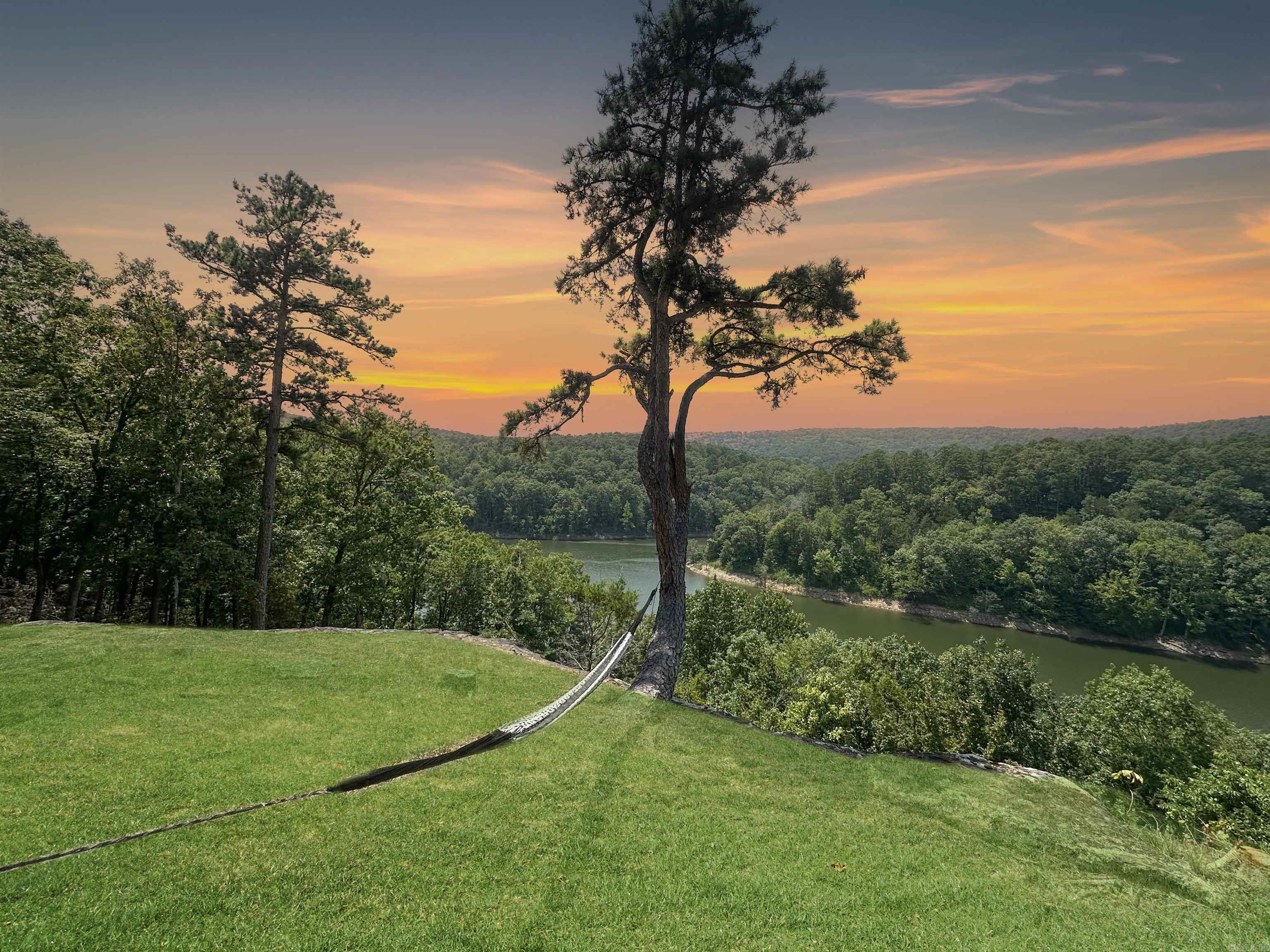 170 Lynn Creek Dr  Fairfield Bay, AR