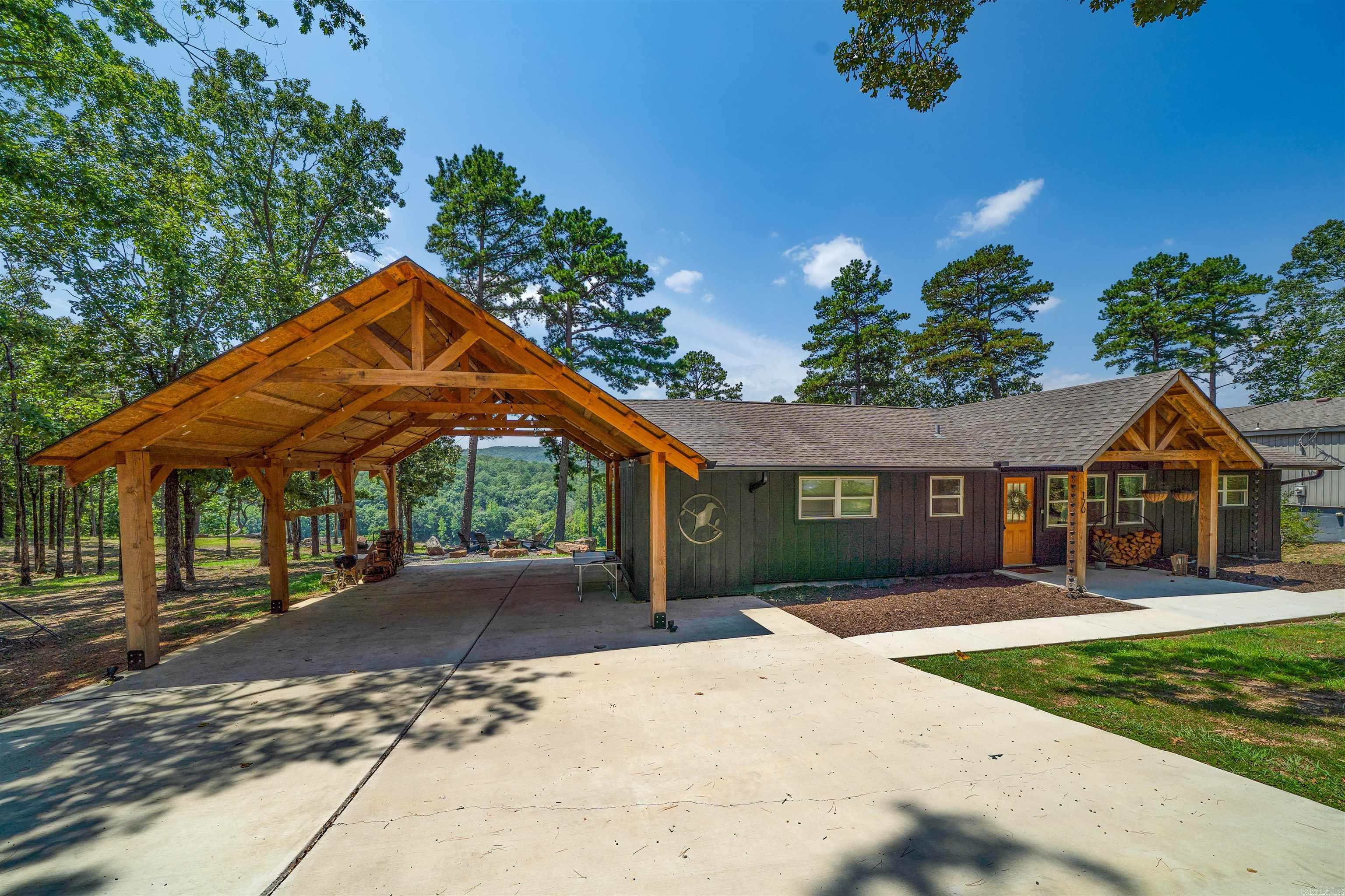 170 Lynn Creek Dr  Fairfield Bay, AR