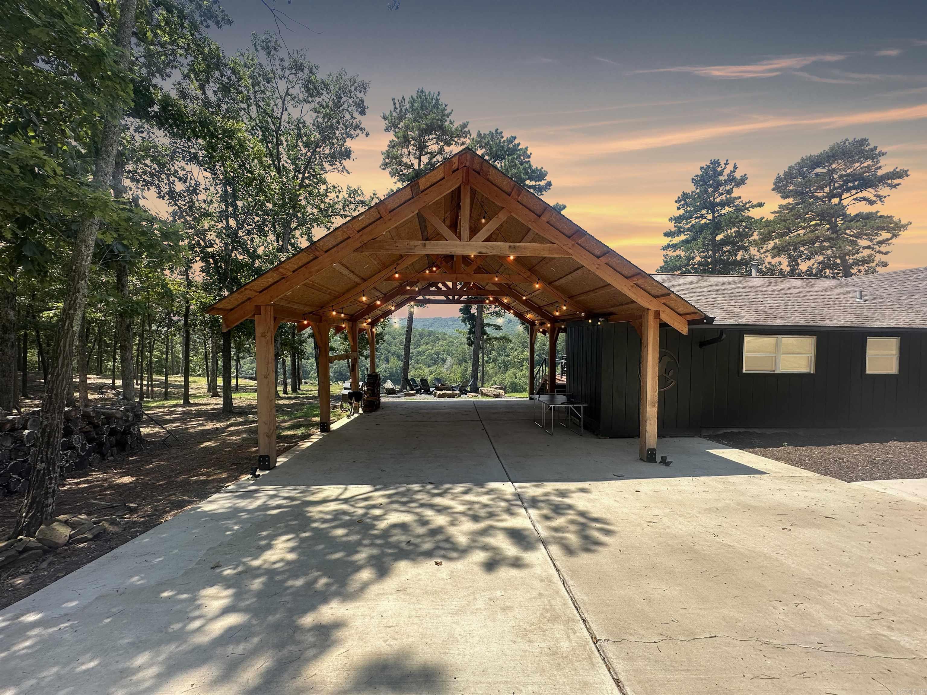 170 Lynn Creek Dr  Fairfield Bay, AR