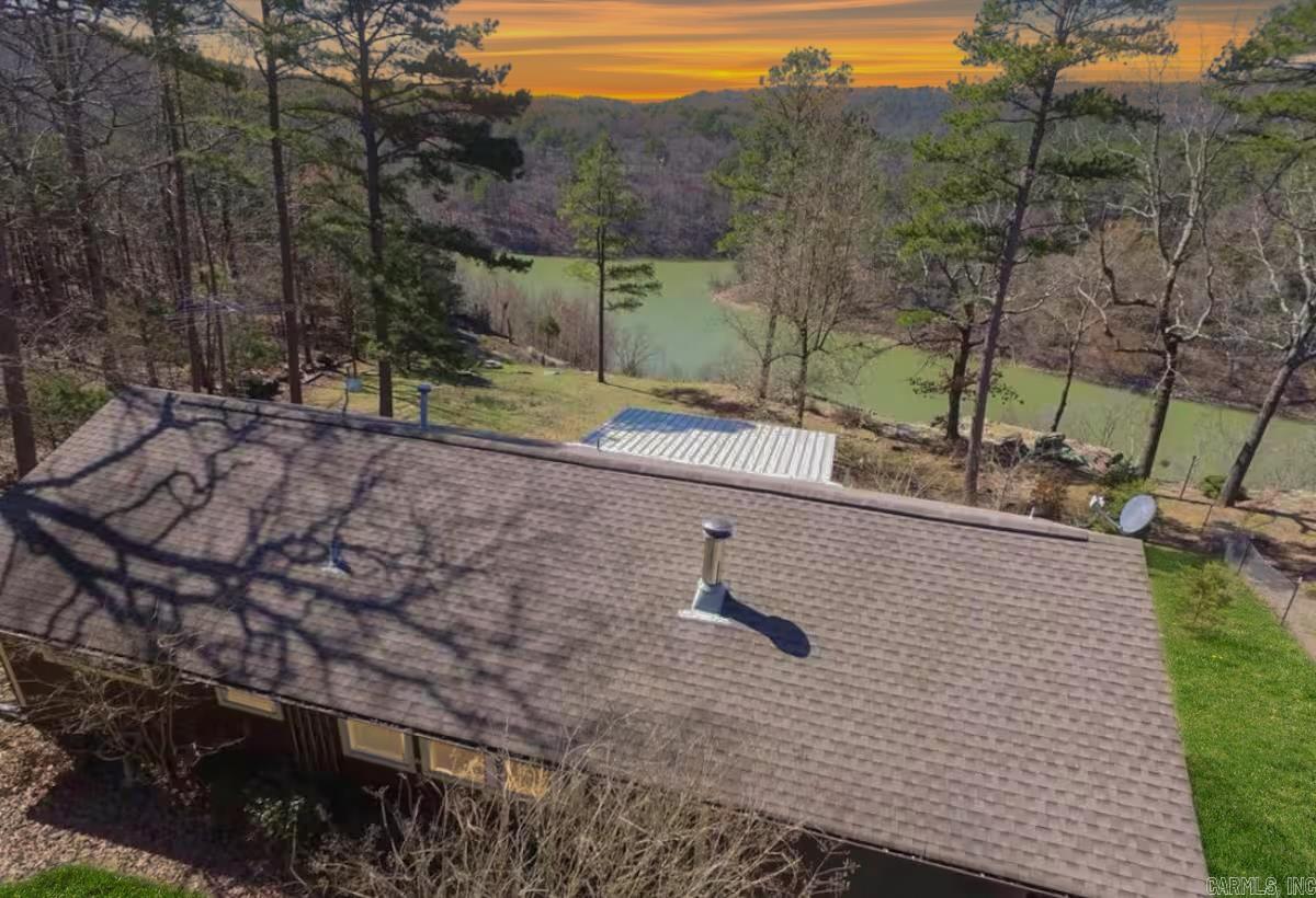 170 Lynn Creek Dr  Fairfield Bay, AR
