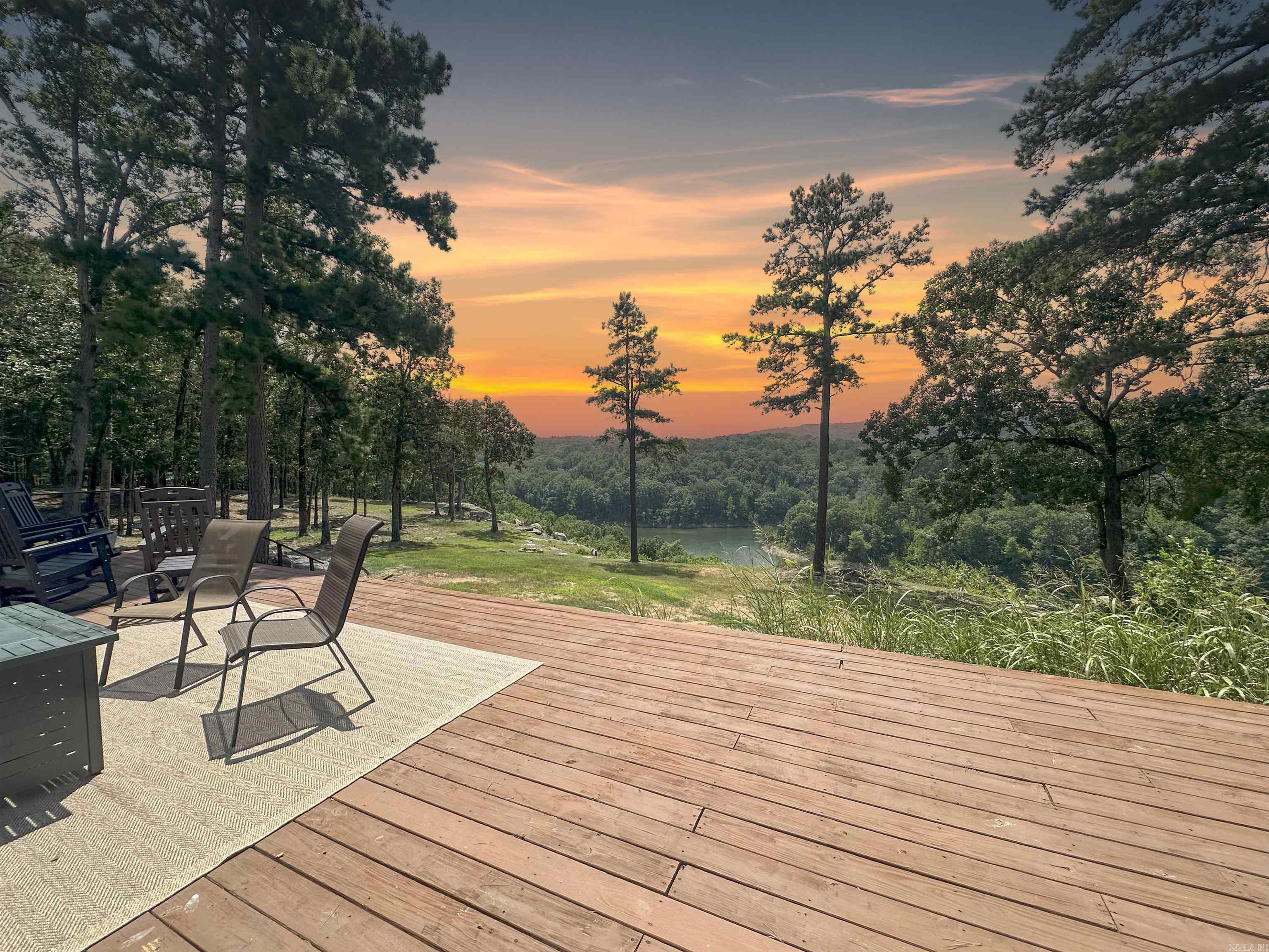 170 Lynn Creek Dr  Fairfield Bay, AR