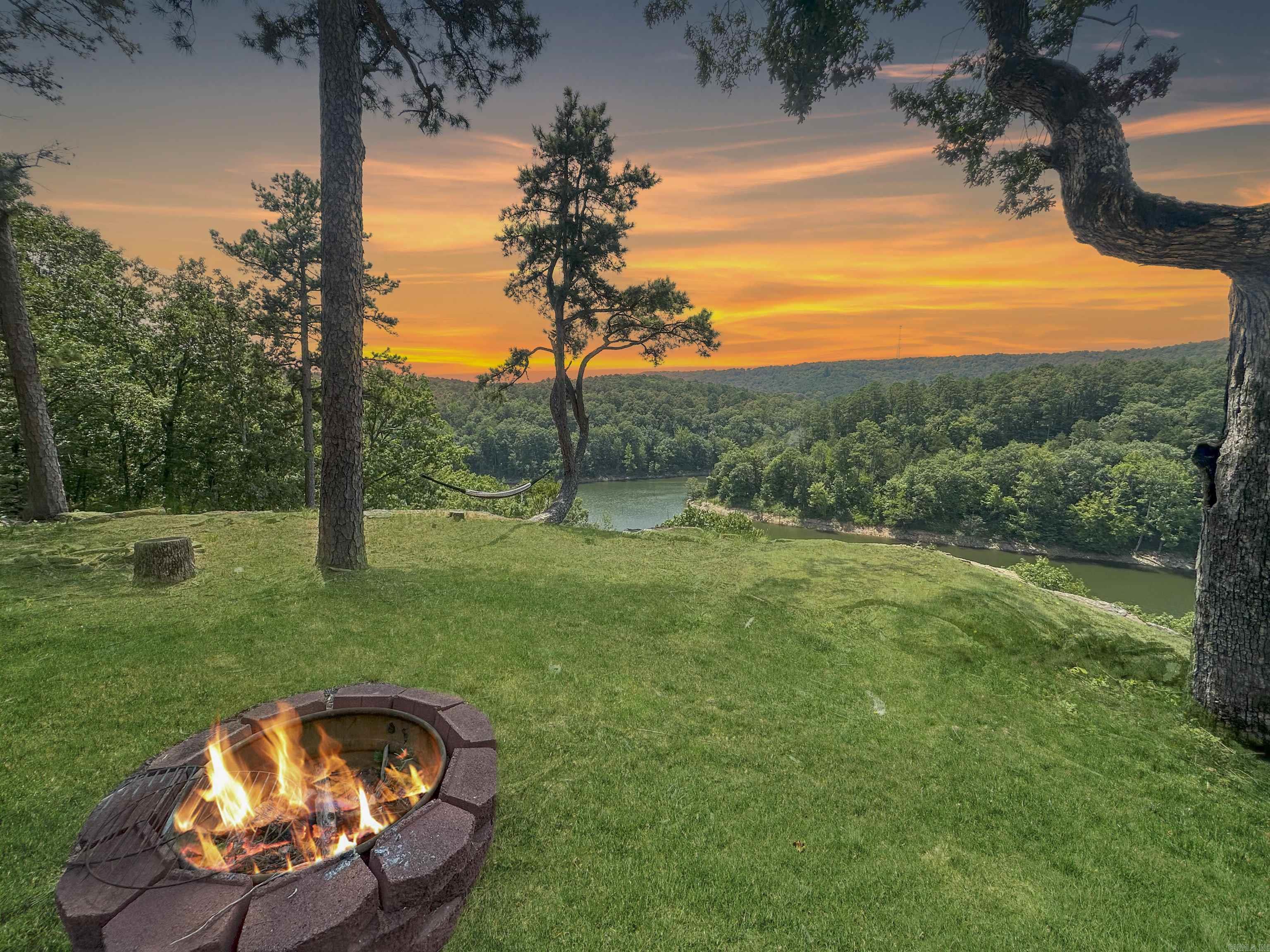 170 Lynn Creek Dr  Fairfield Bay, AR