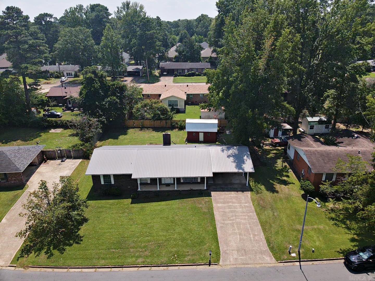 2709 Lynwood  Arkadelphia, AR