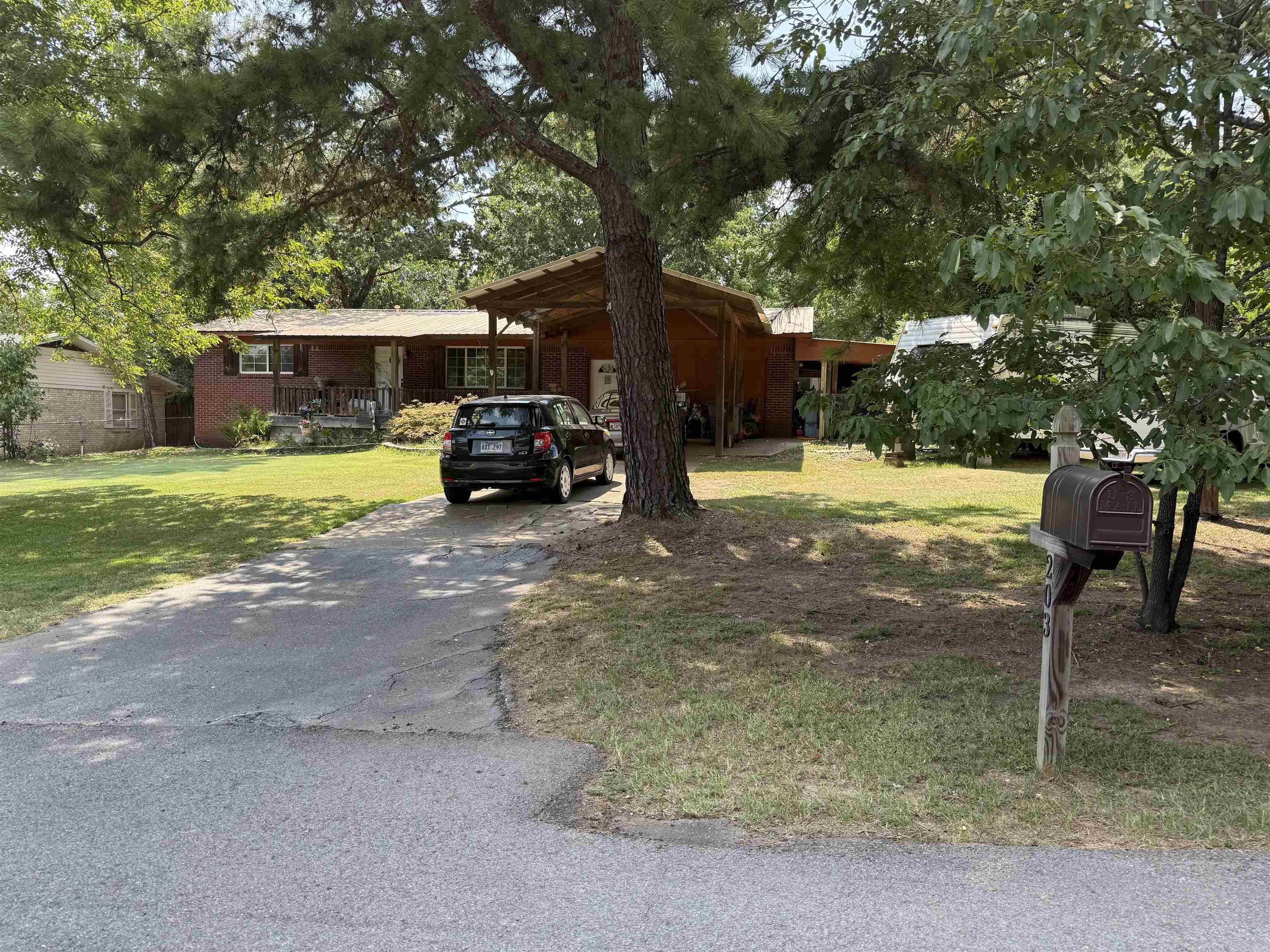 203 Rector  Hot Springs, AR