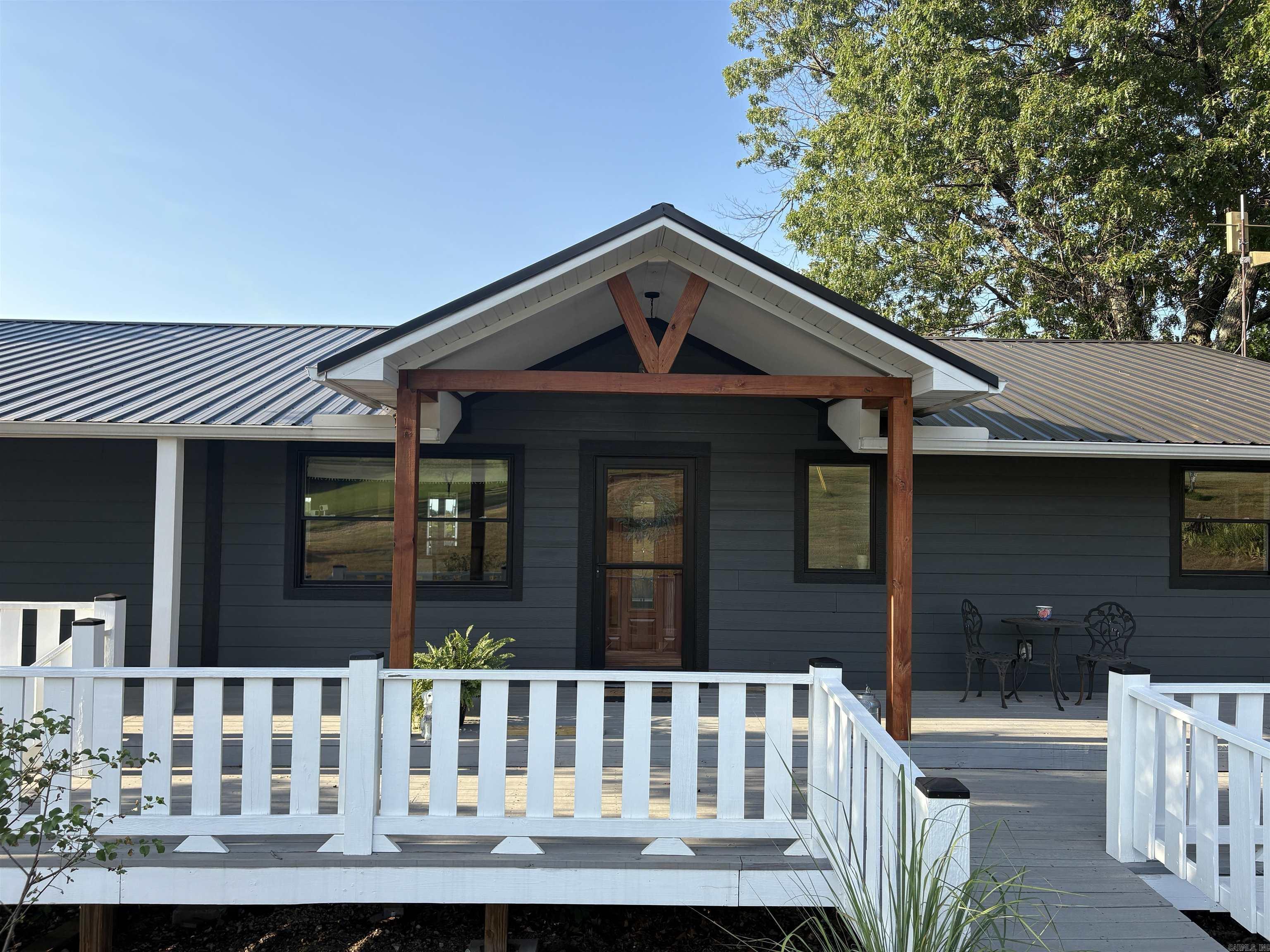 1115 Hillhollow Road  Marshall, AR