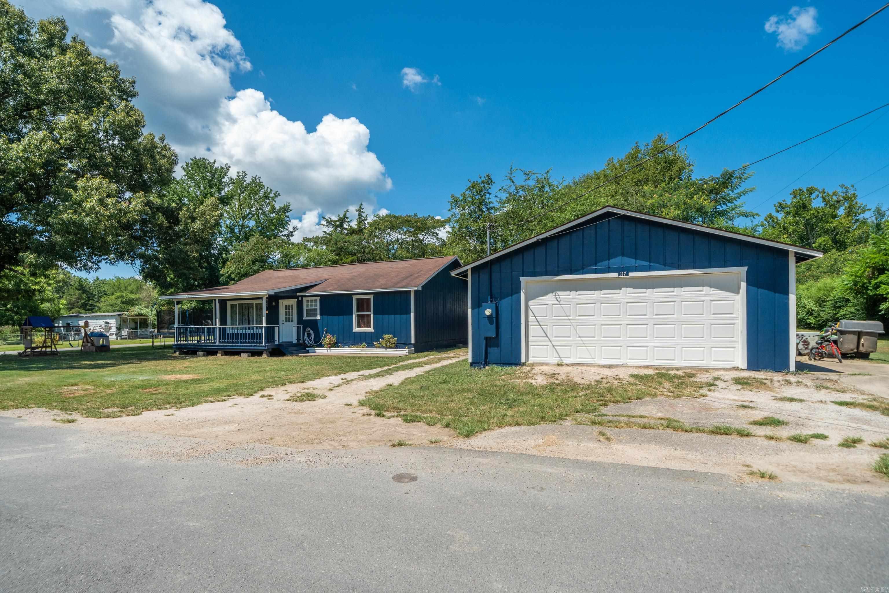117 9th  Mountain Pine, AR