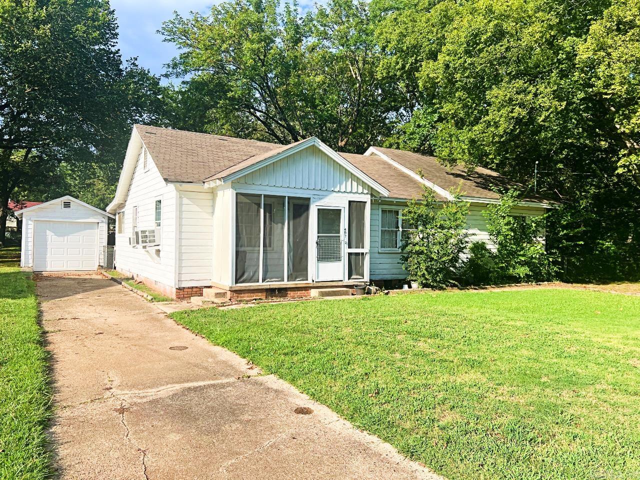 407 W 51  North Little Rock, AR