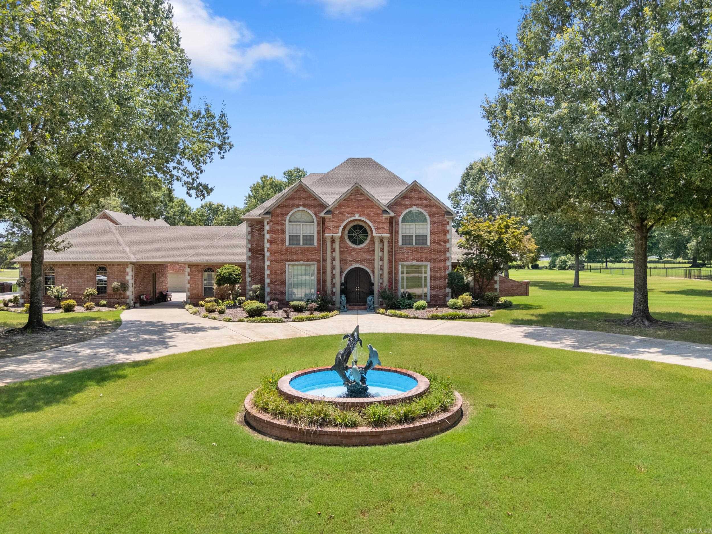 5 Westin Drive