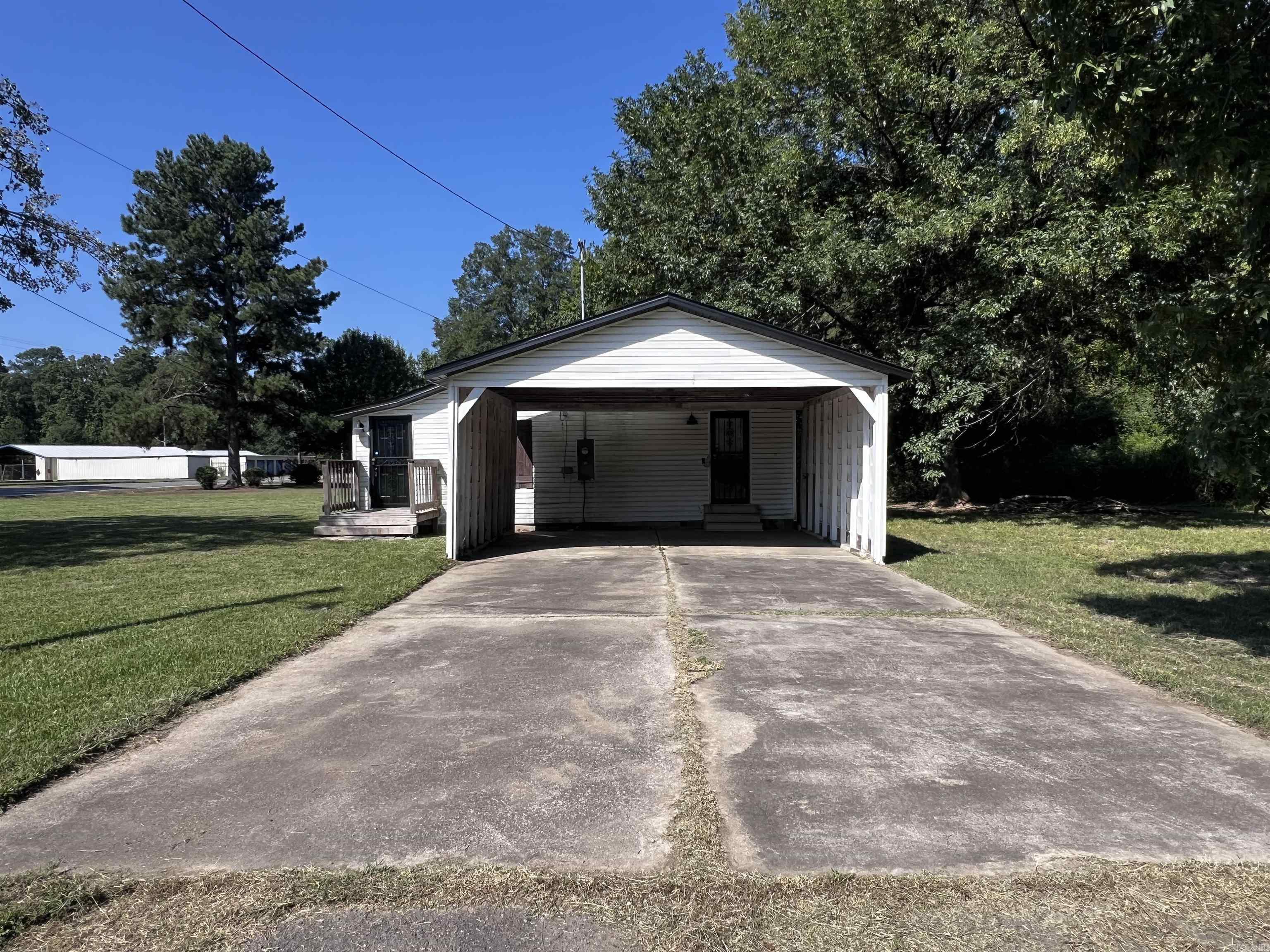 8109 Sulphur Springs  Pine Bluff, AR