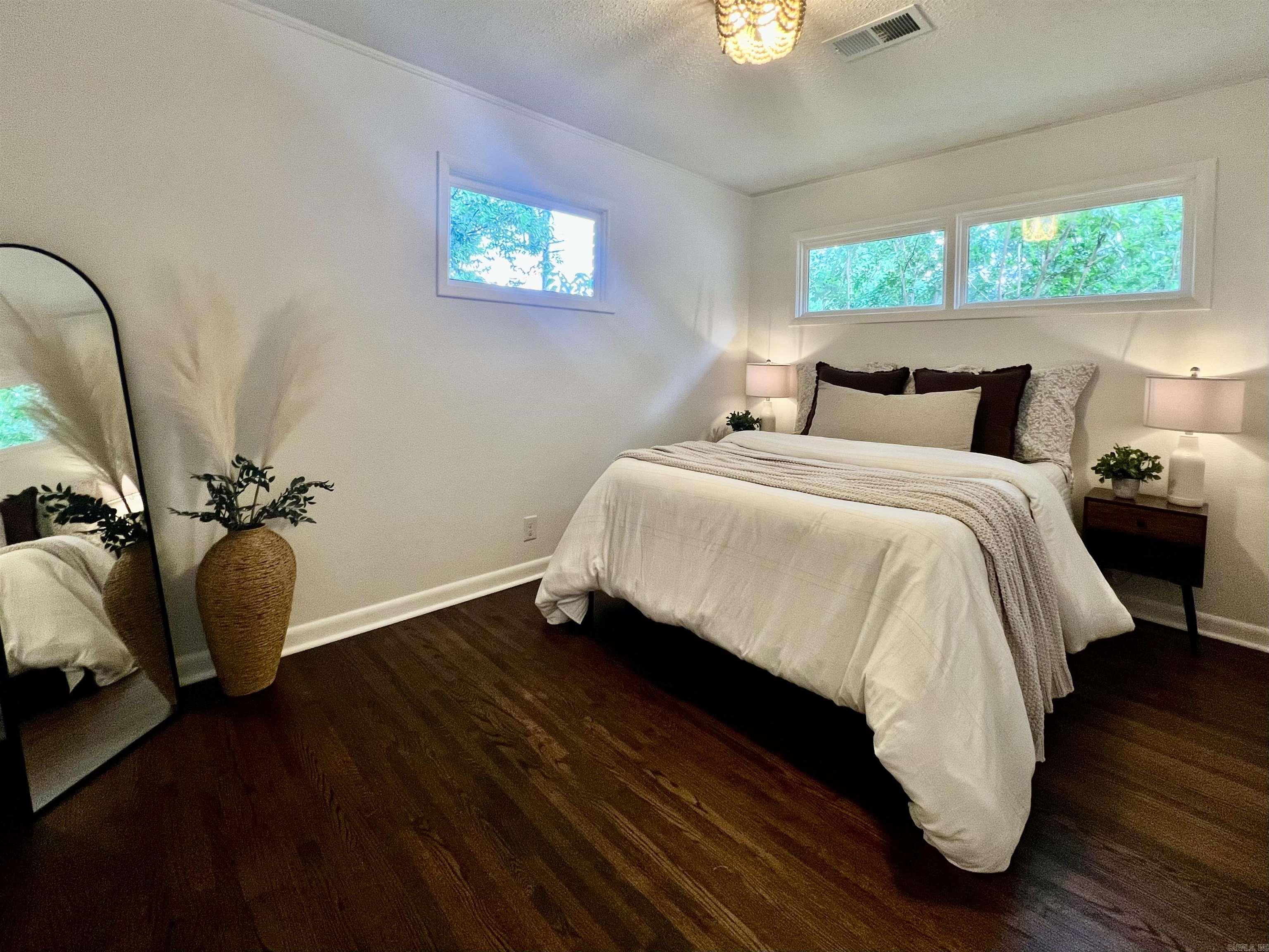 506 W Clinton  Heber Springs, AR