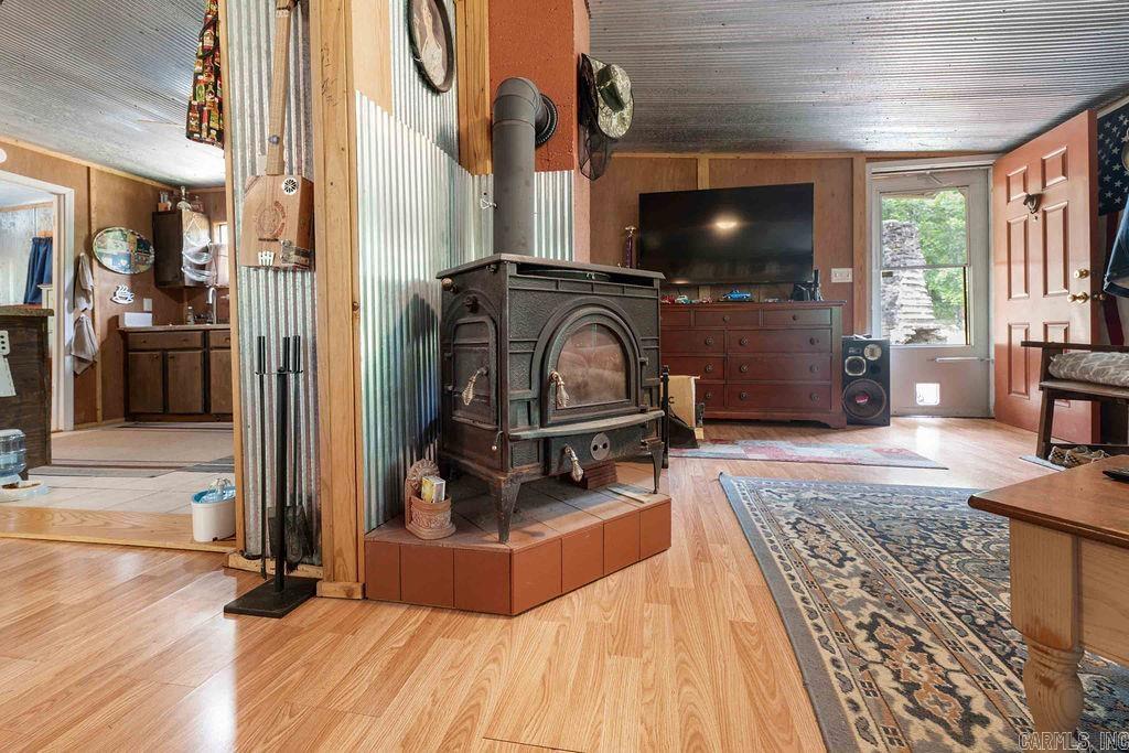 305 Cougar Trl  Clinton, AR