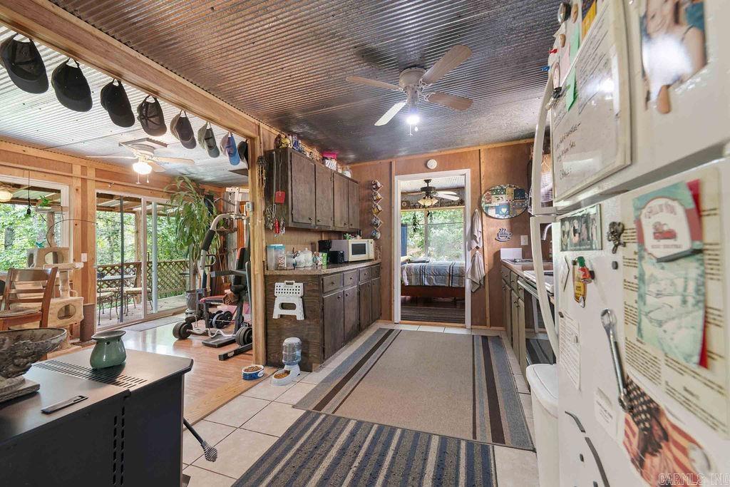 305 Cougar Trl  Clinton, AR