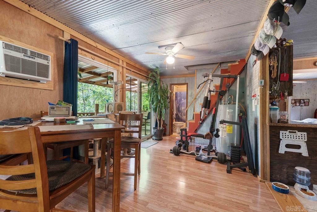 305 Cougar Trl  Clinton, AR