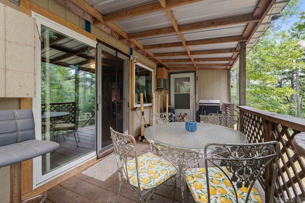 305 Cougar Trl  Clinton, AR