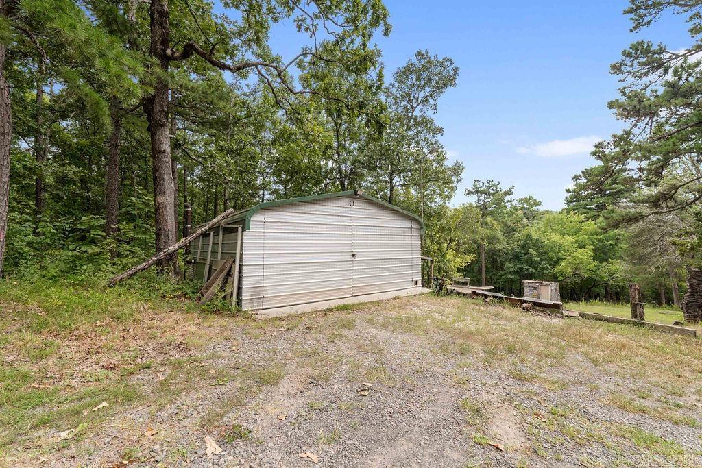 305 Cougar Trl  Clinton, AR