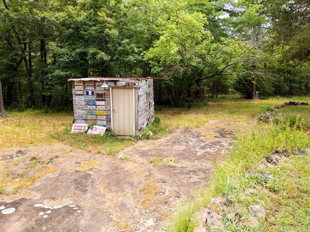 305 Cougar Trl  Clinton, AR