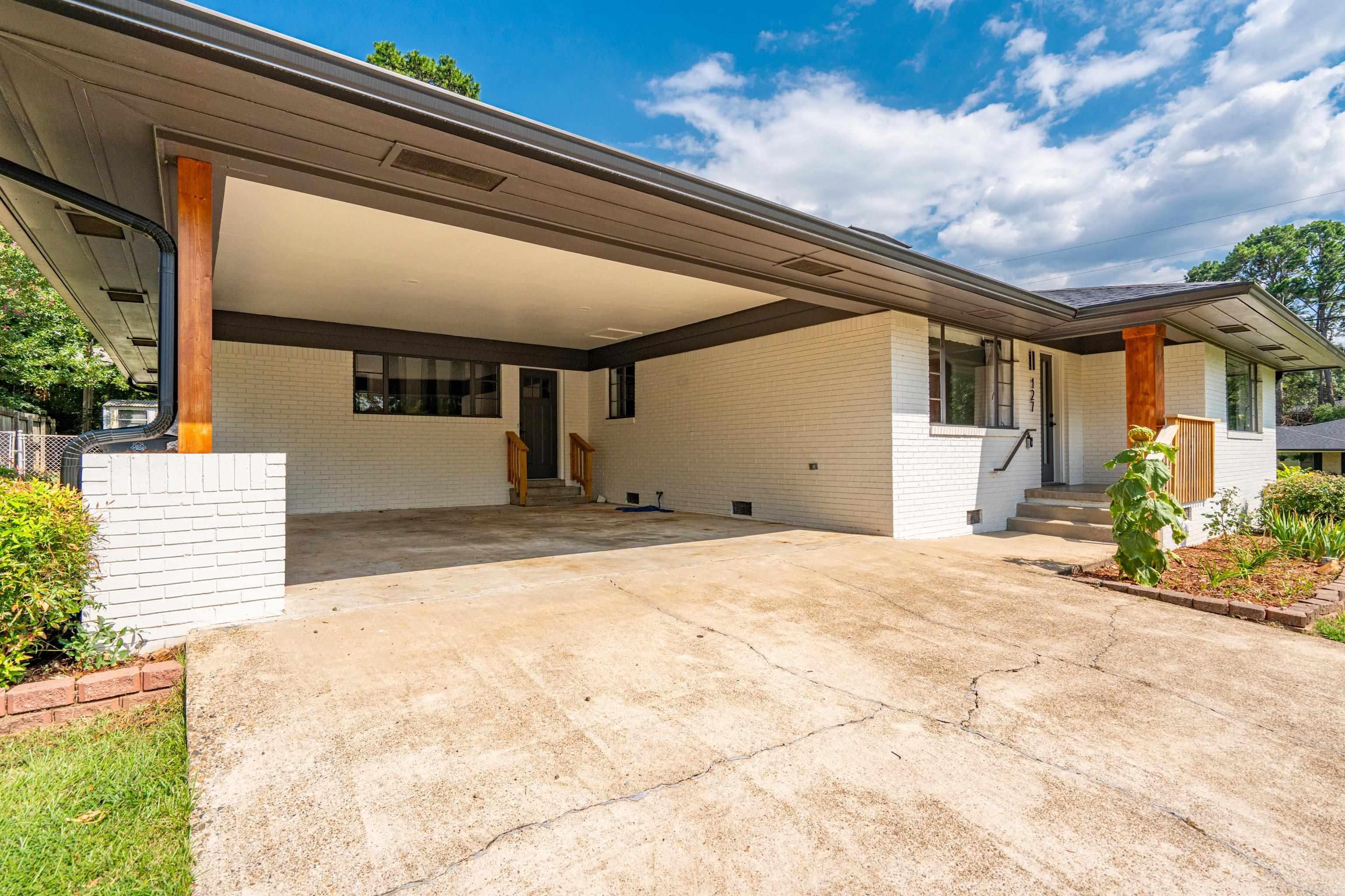 127 ORCHARD  Hot Springs, AR