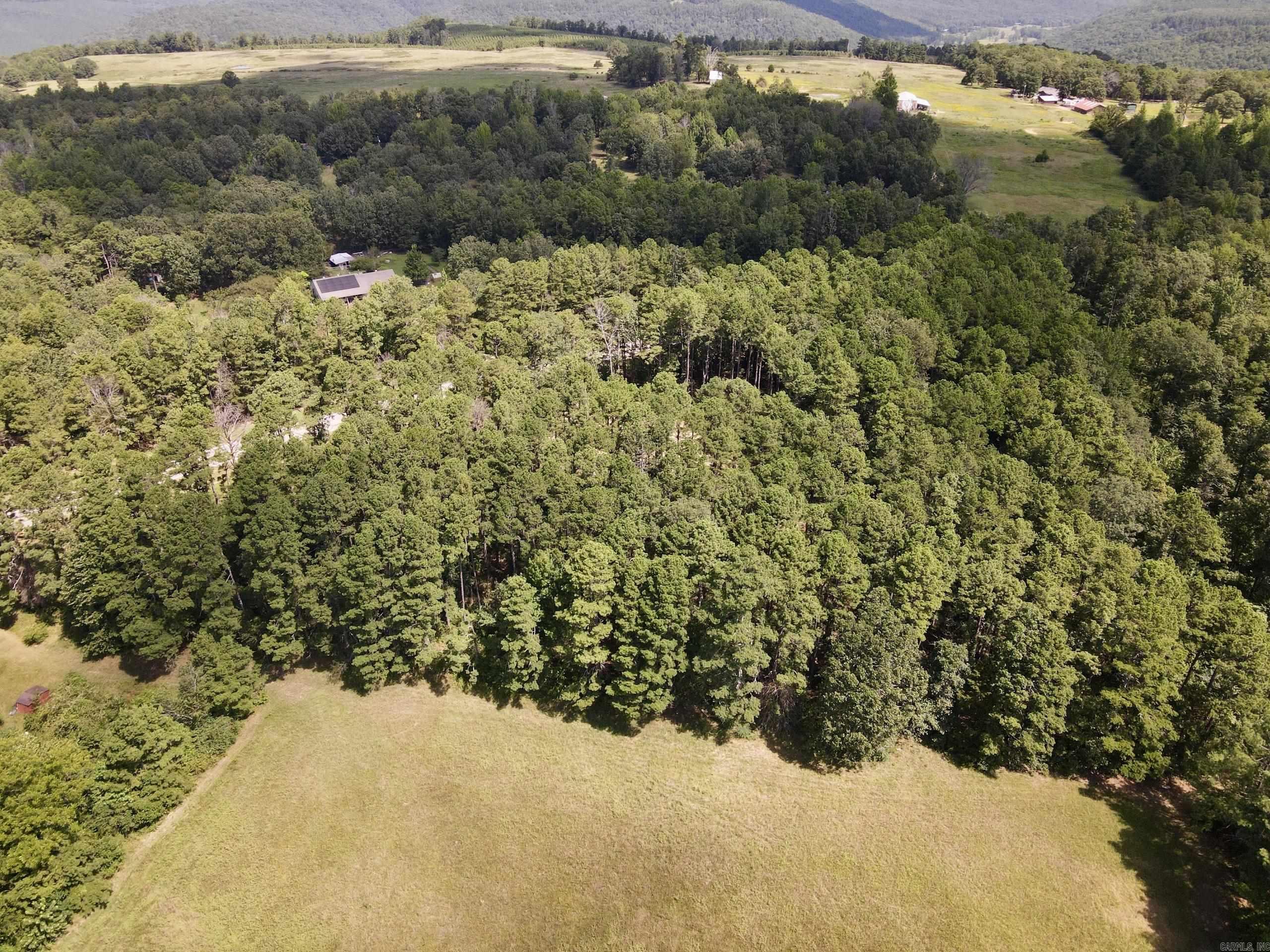 16519 Highway 16 W  Clinton, AR