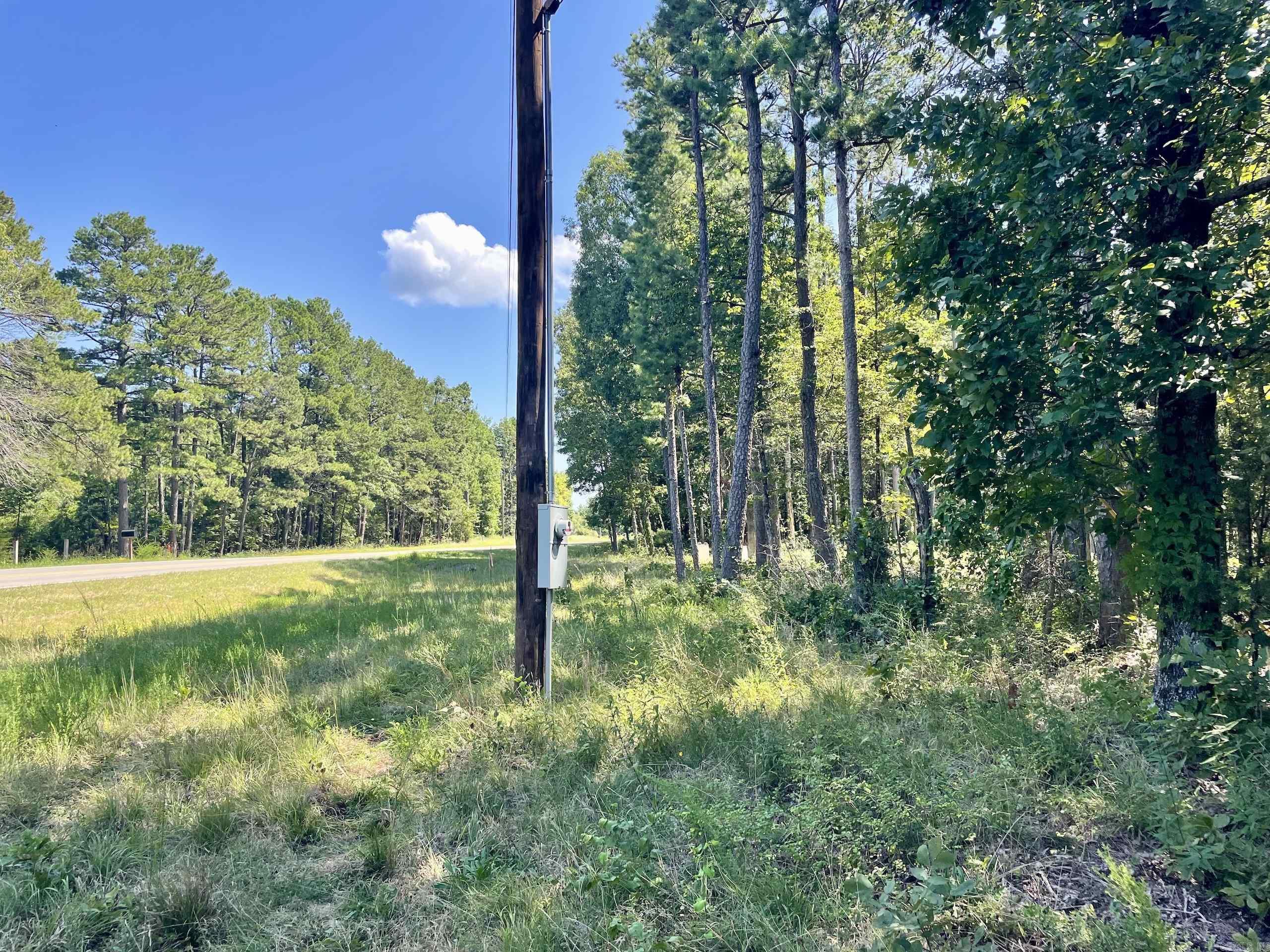 16519 Highway 16 W  Clinton, AR