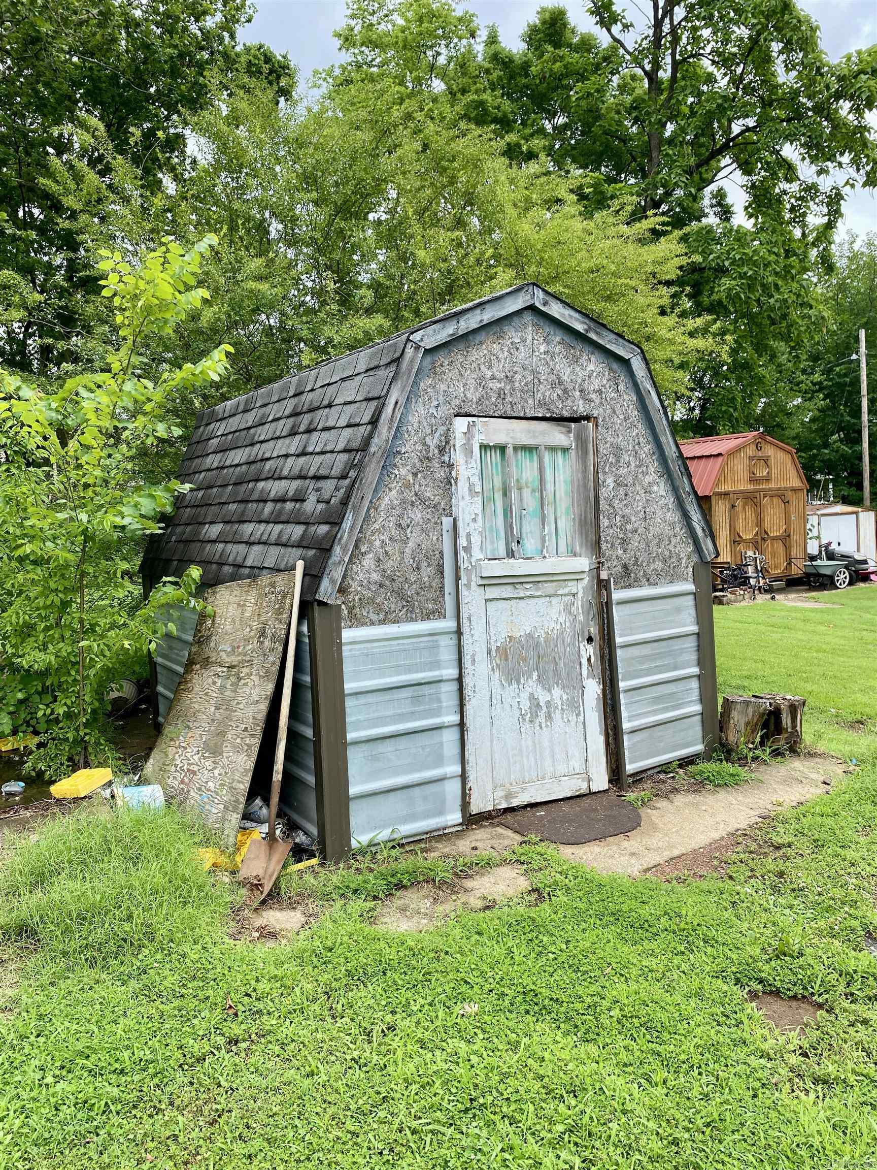 1220 W Sevier  Clarksville, AR