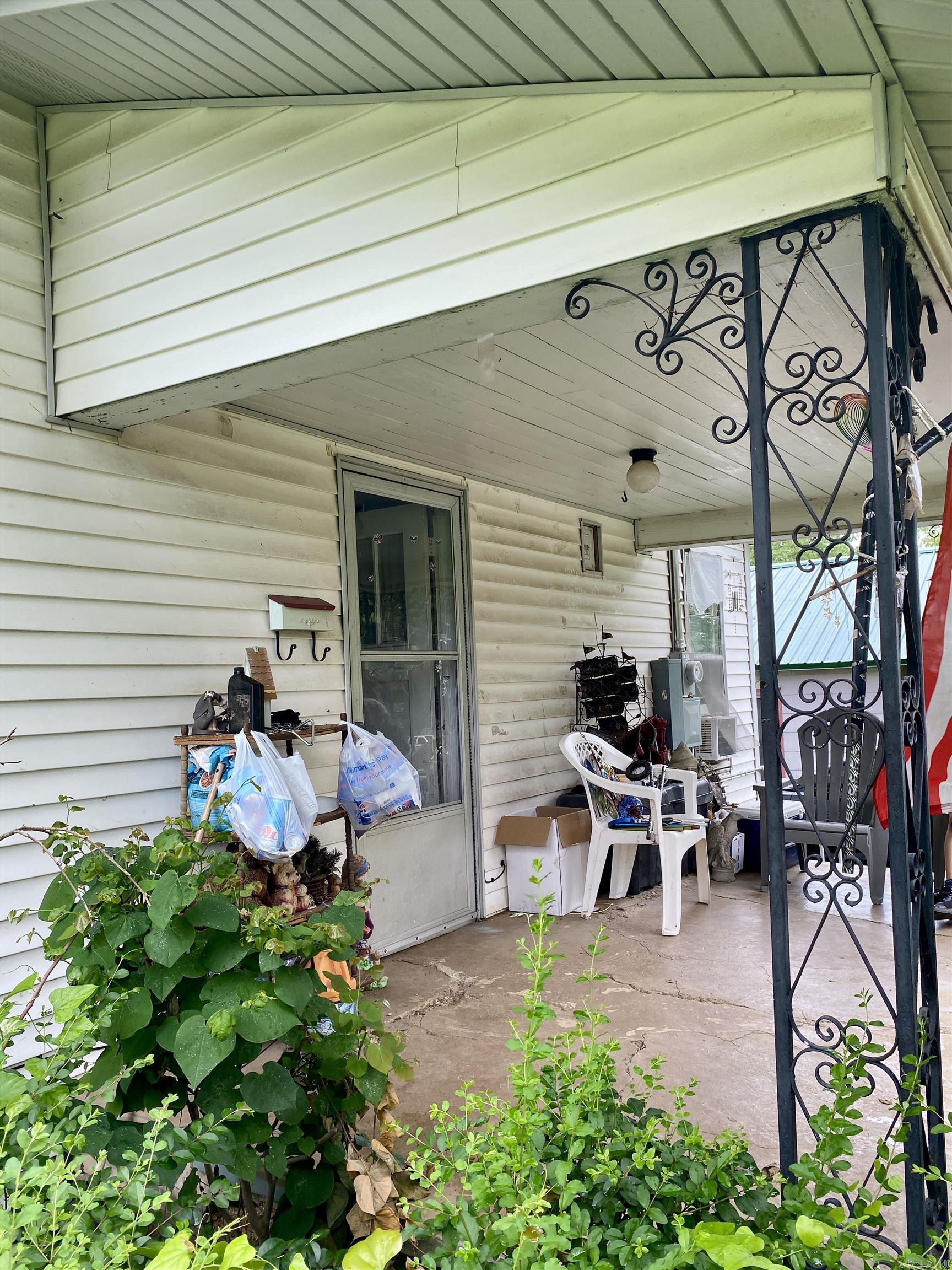 1220 W Sevier  Clarksville, AR