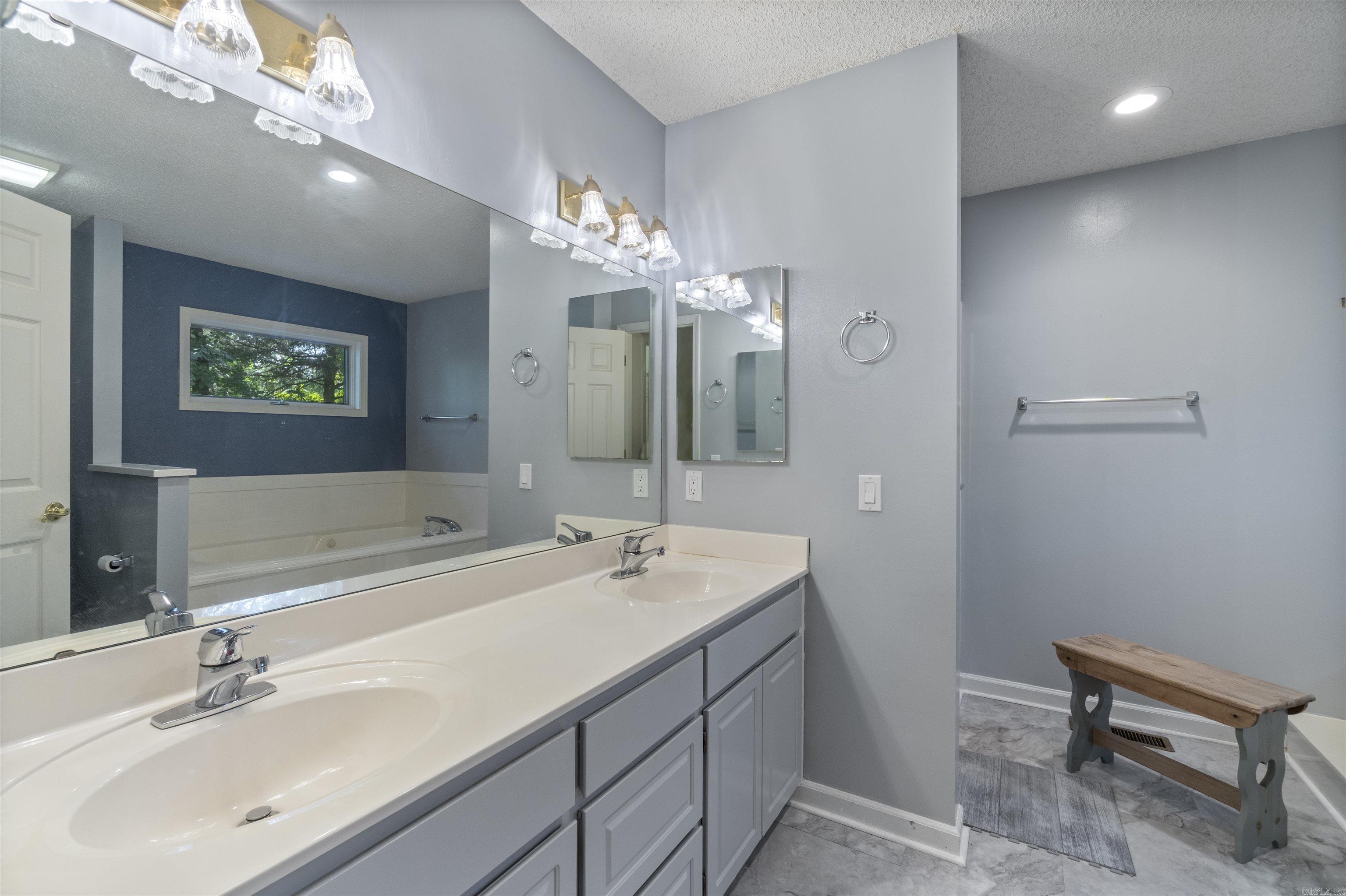 32 Promesa  Hot Springs Village, AR
