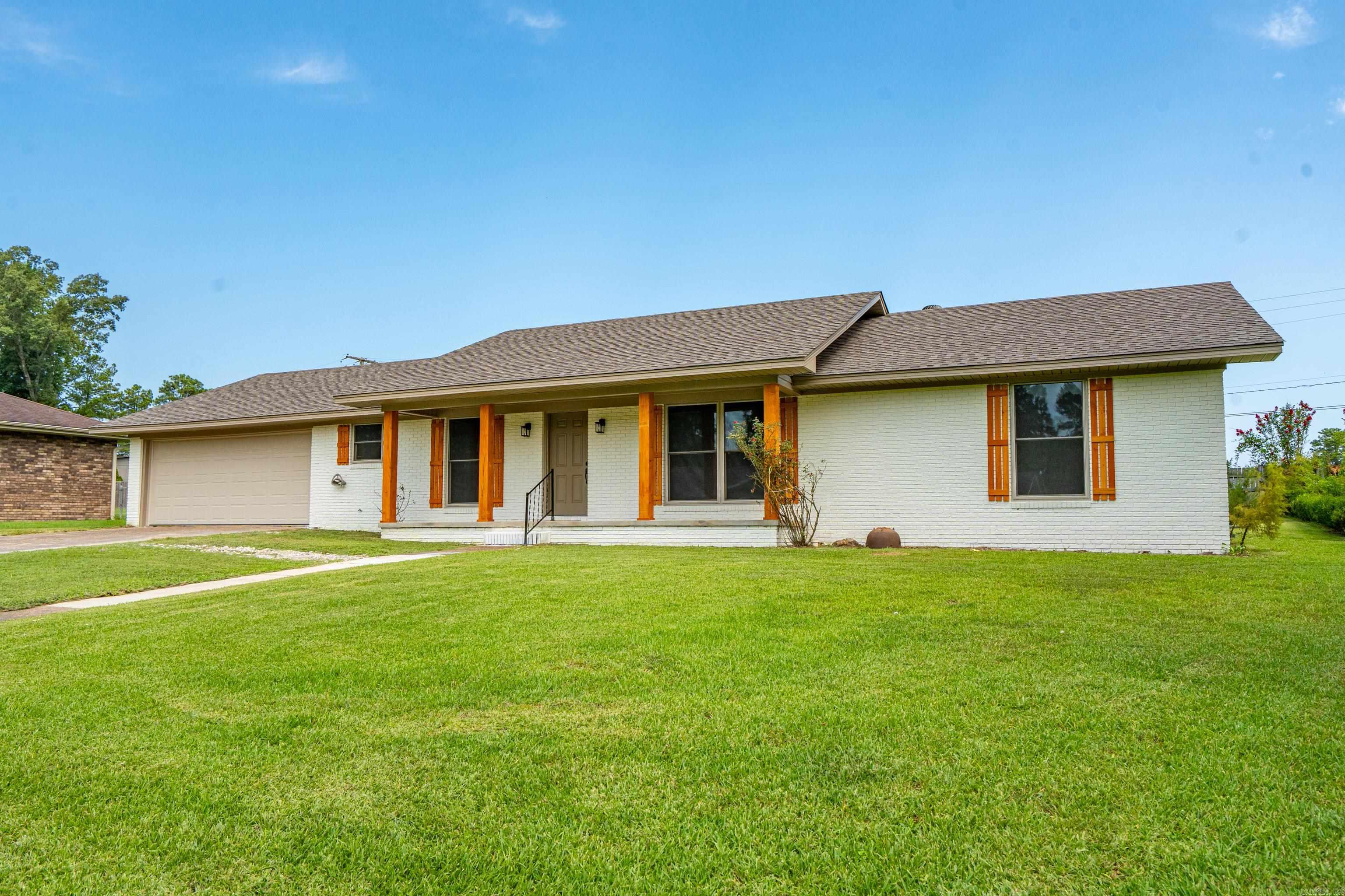2708 Mockingbird  Arkadelphia, AR