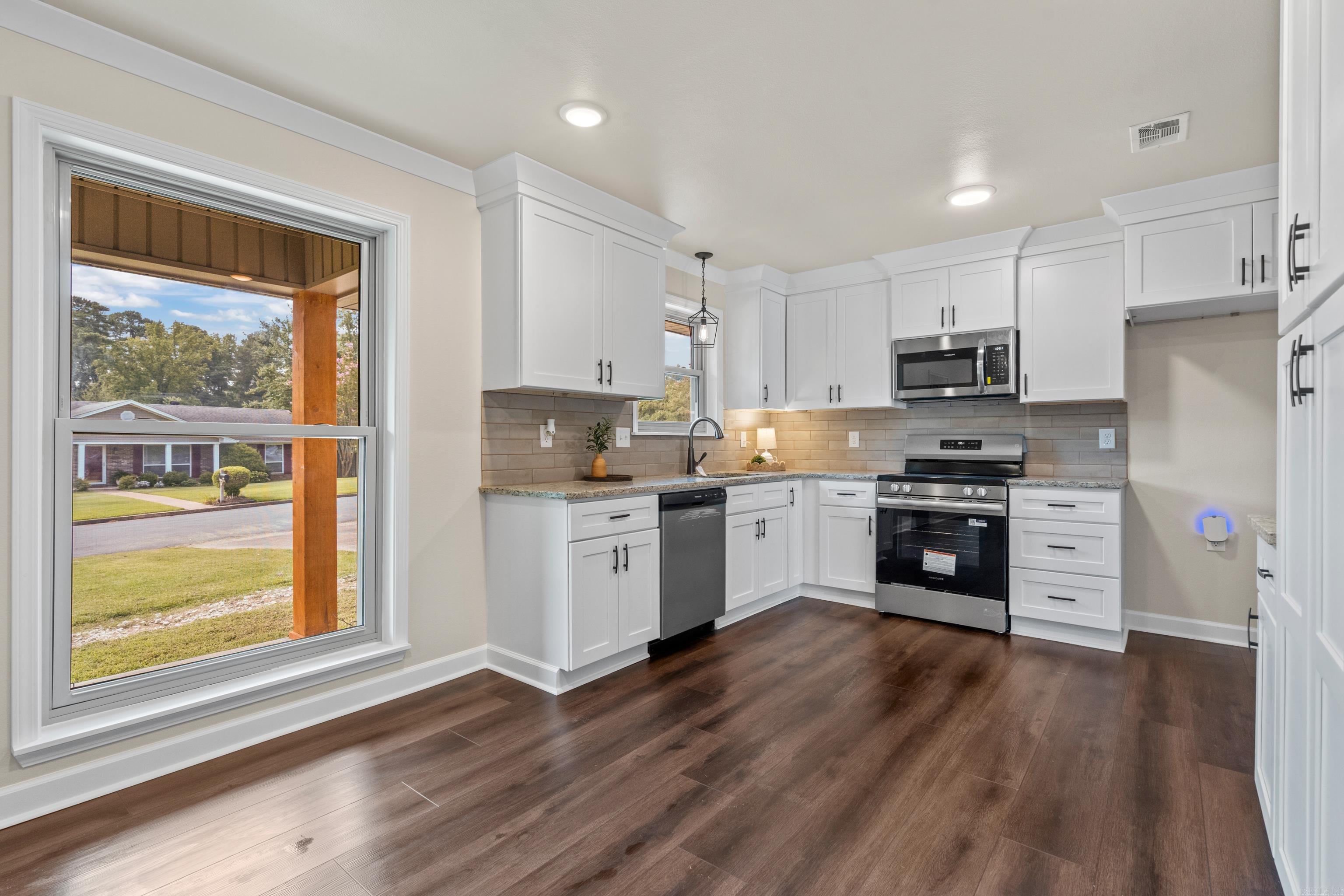 2708 Mockingbird  Arkadelphia, AR
