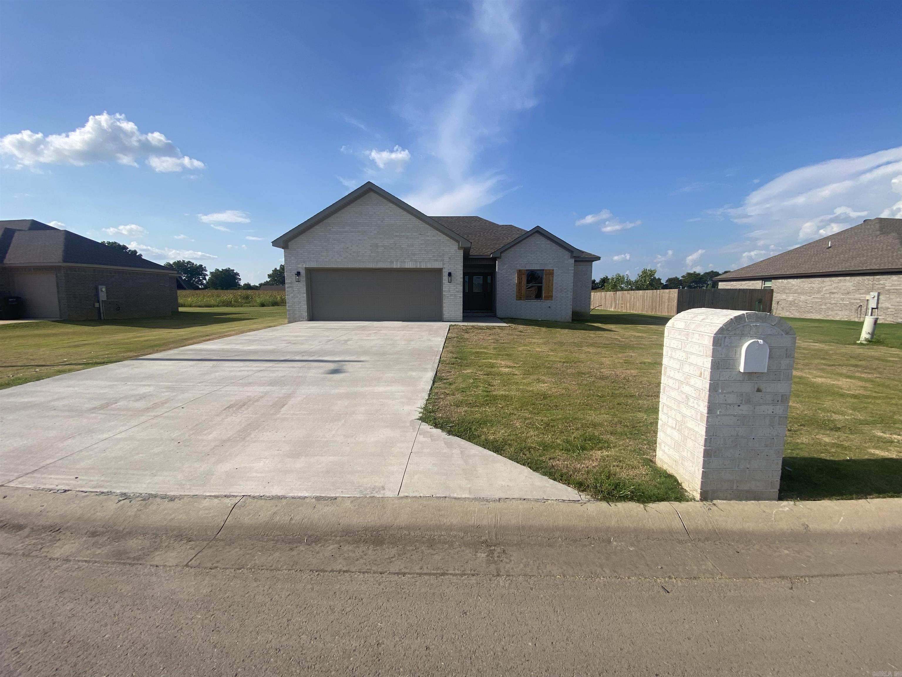 244 Quincy  Trumann, AR
