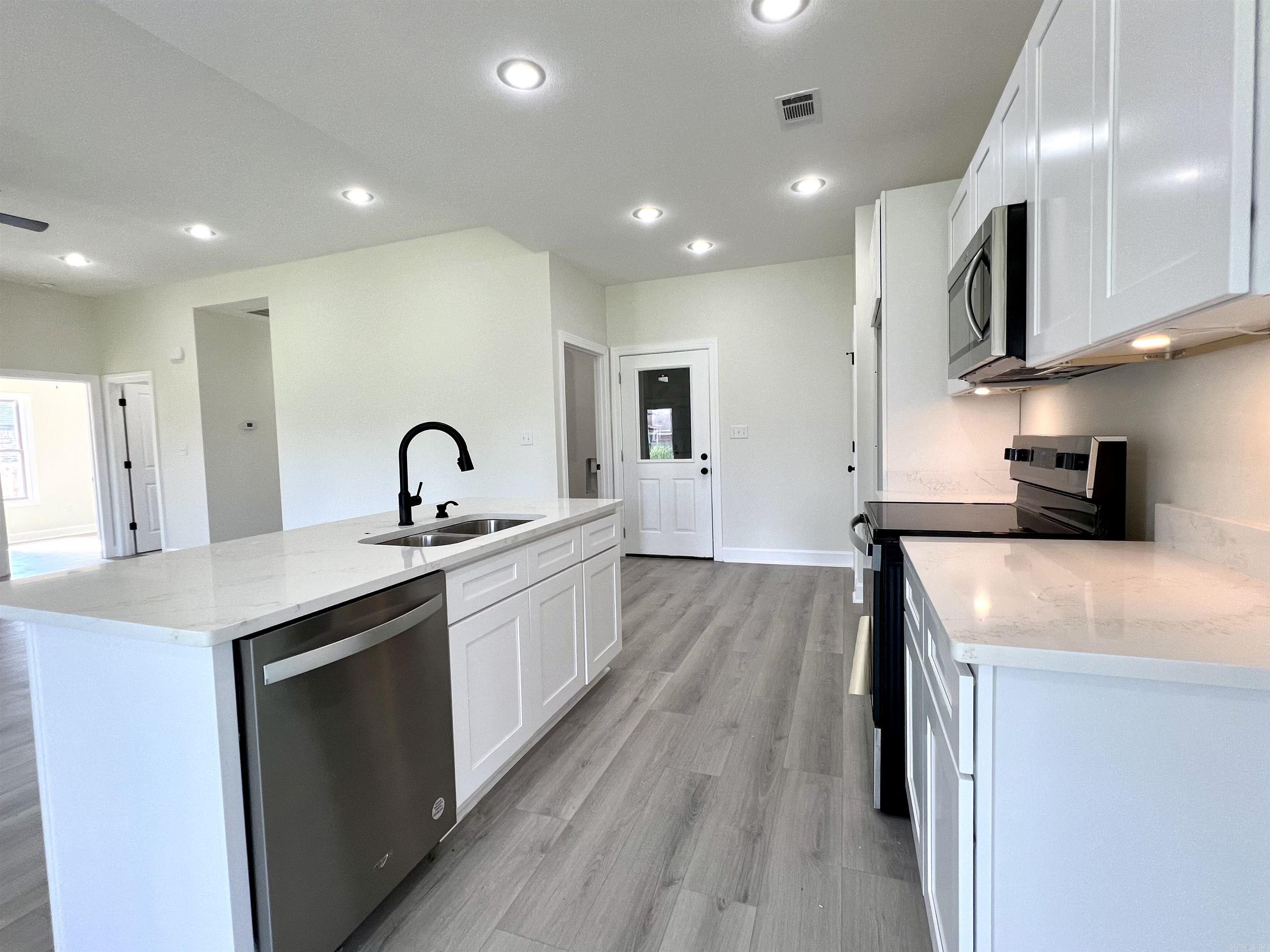 1241 Stella  Trumann, AR
