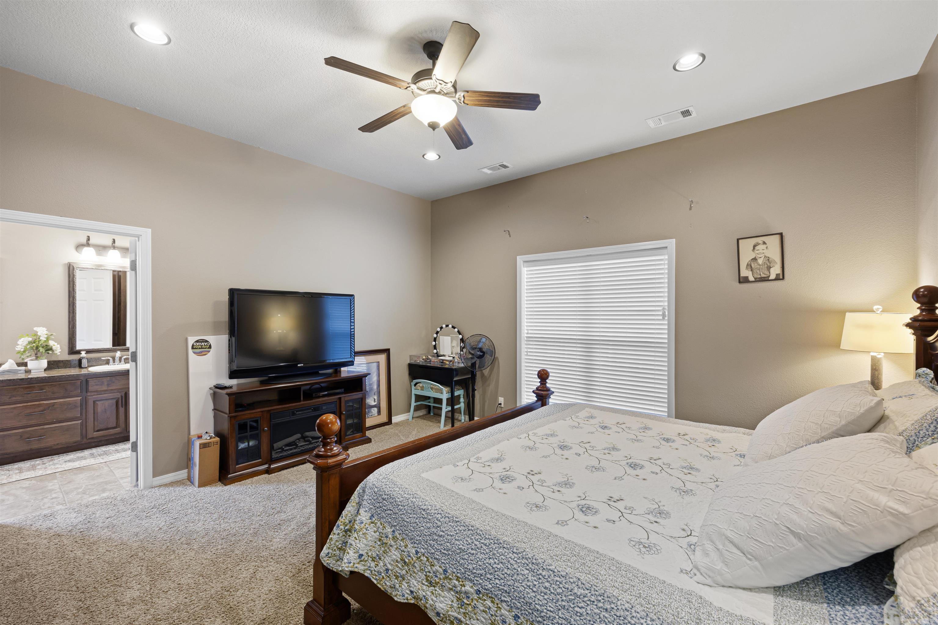 102 Buffalo St  Clarksville, AR