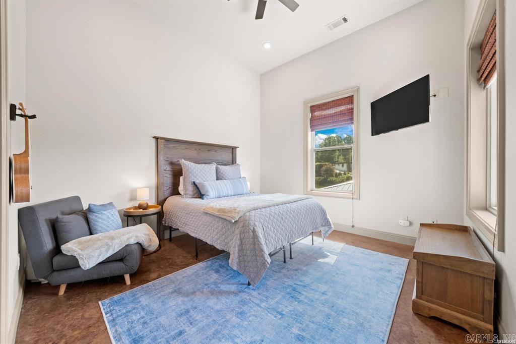 265 Peninsula  Hot Springs, AR