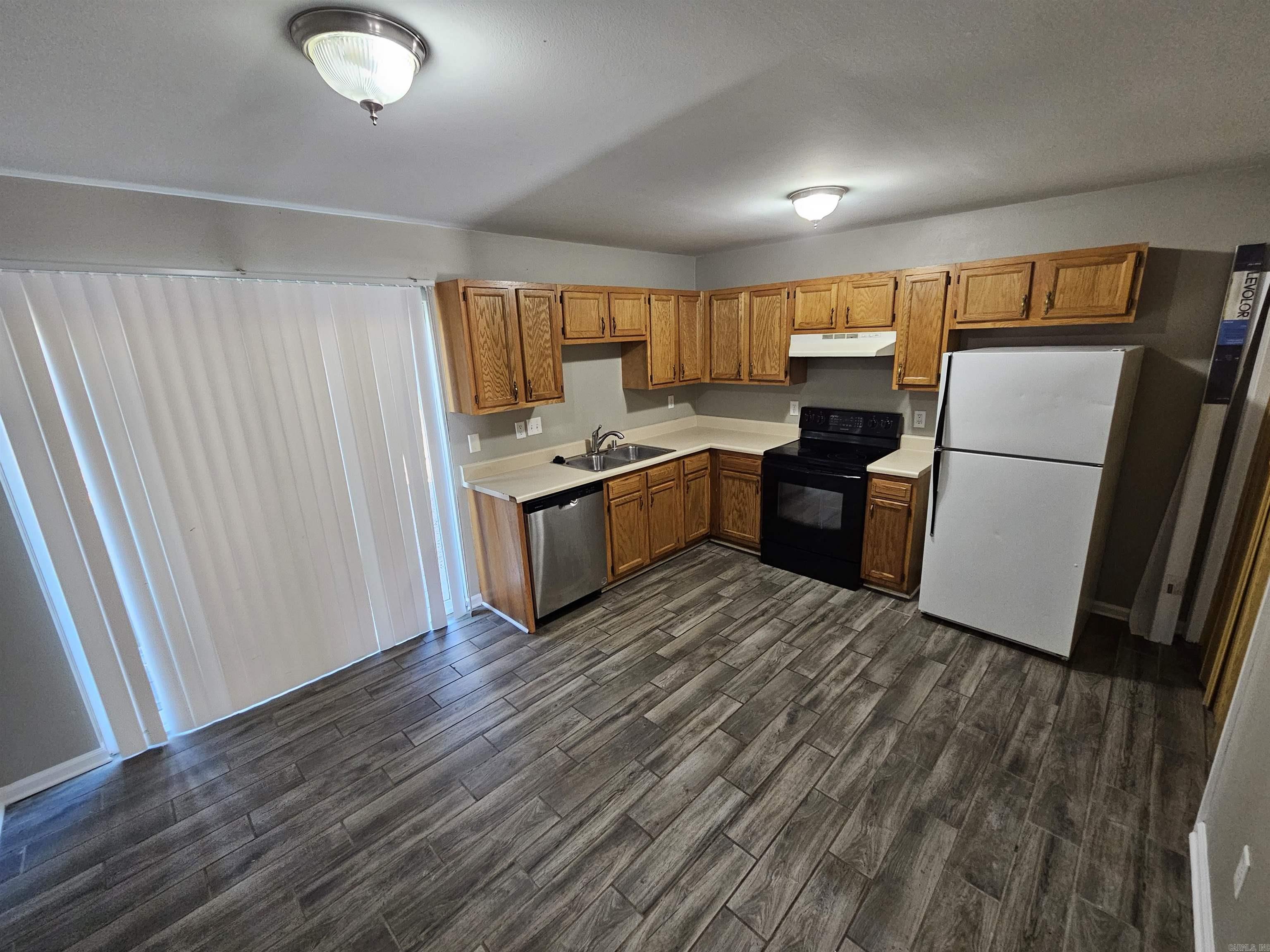 8702 White Rock  Little Rock, AR