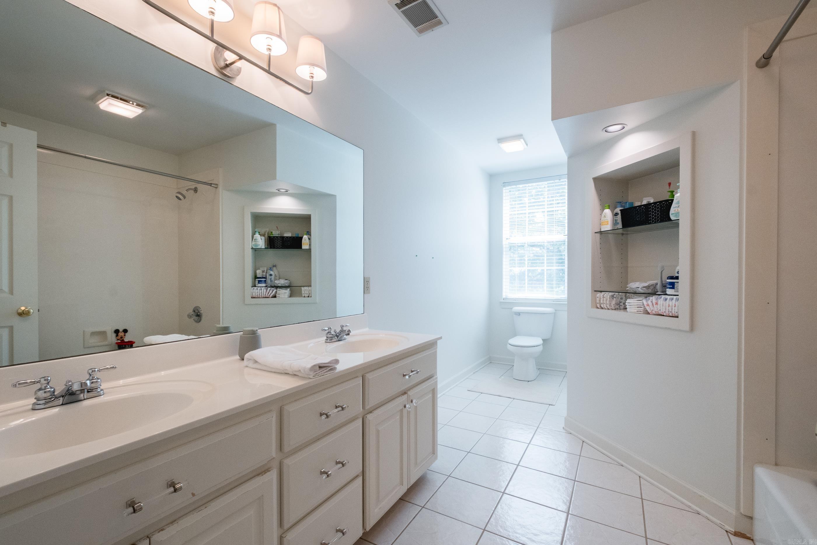 7 Aberdeen  Little Rock, AR