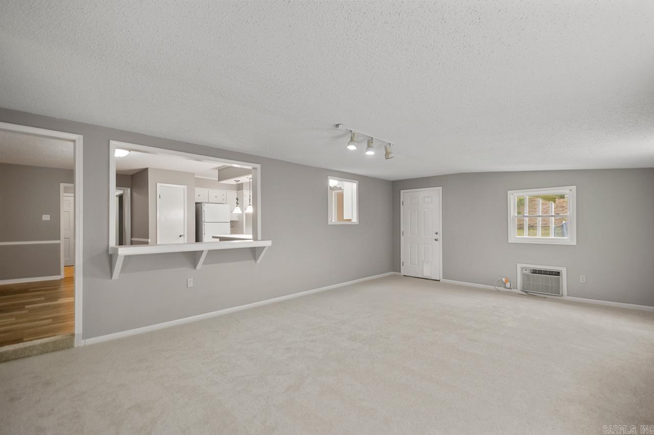 5710 Oakbrook Road  Alexander, AR