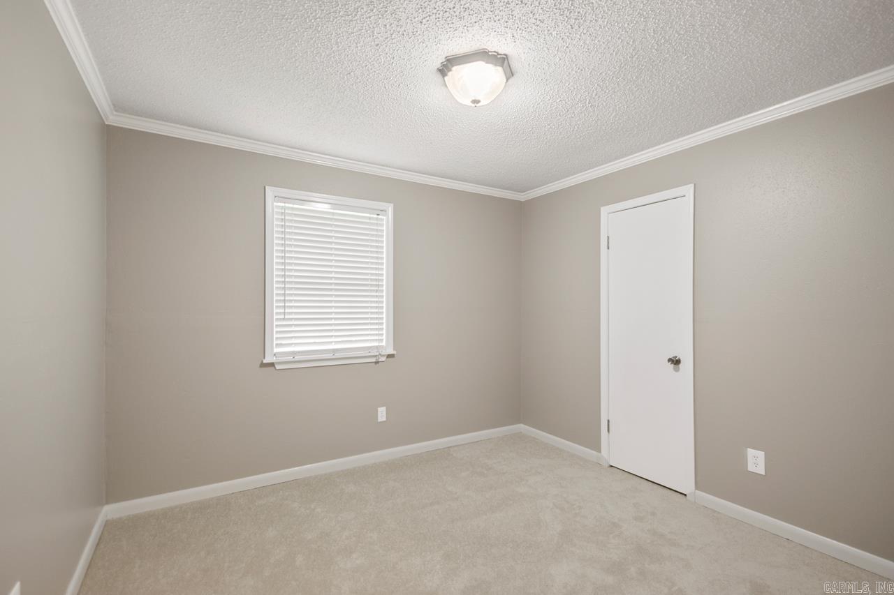 5710 Oakbrook Road  Alexander, AR