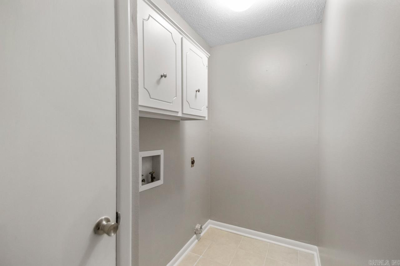 5710 Oakbrook Road  Alexander, AR