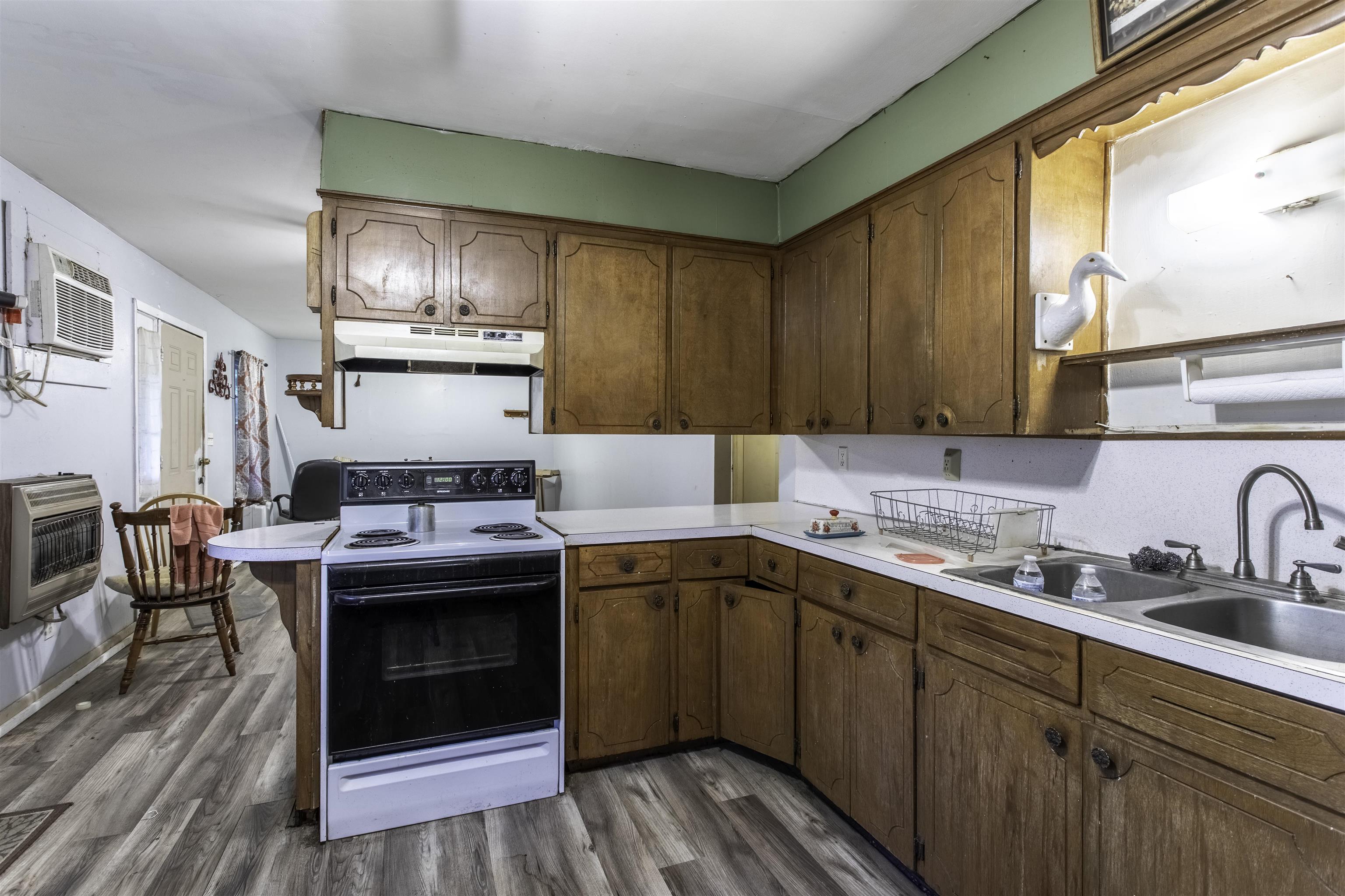 1 Lawrence 244  Powhatan, AR