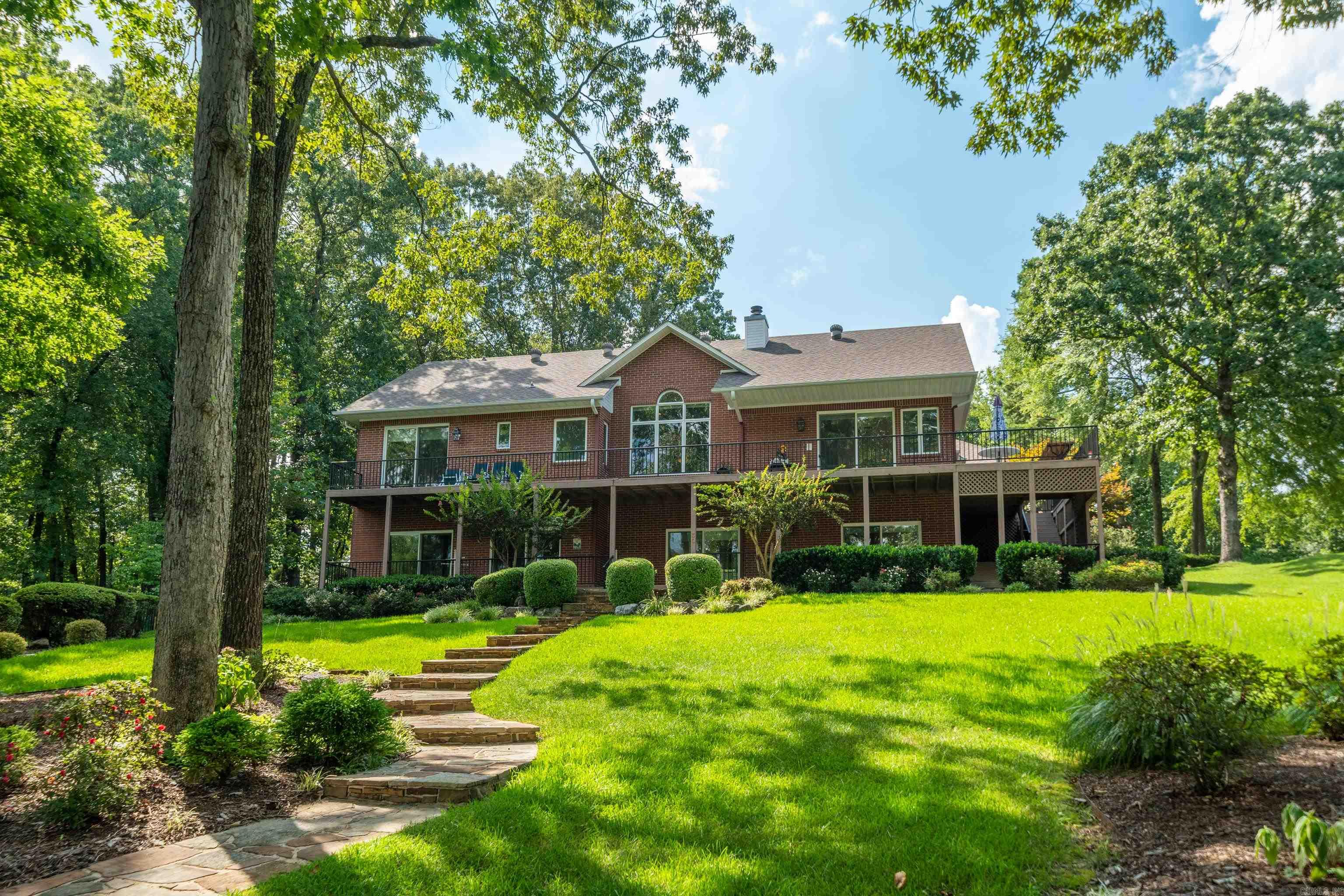 30 Stonegate Shores Dr  Hot Springs, AR