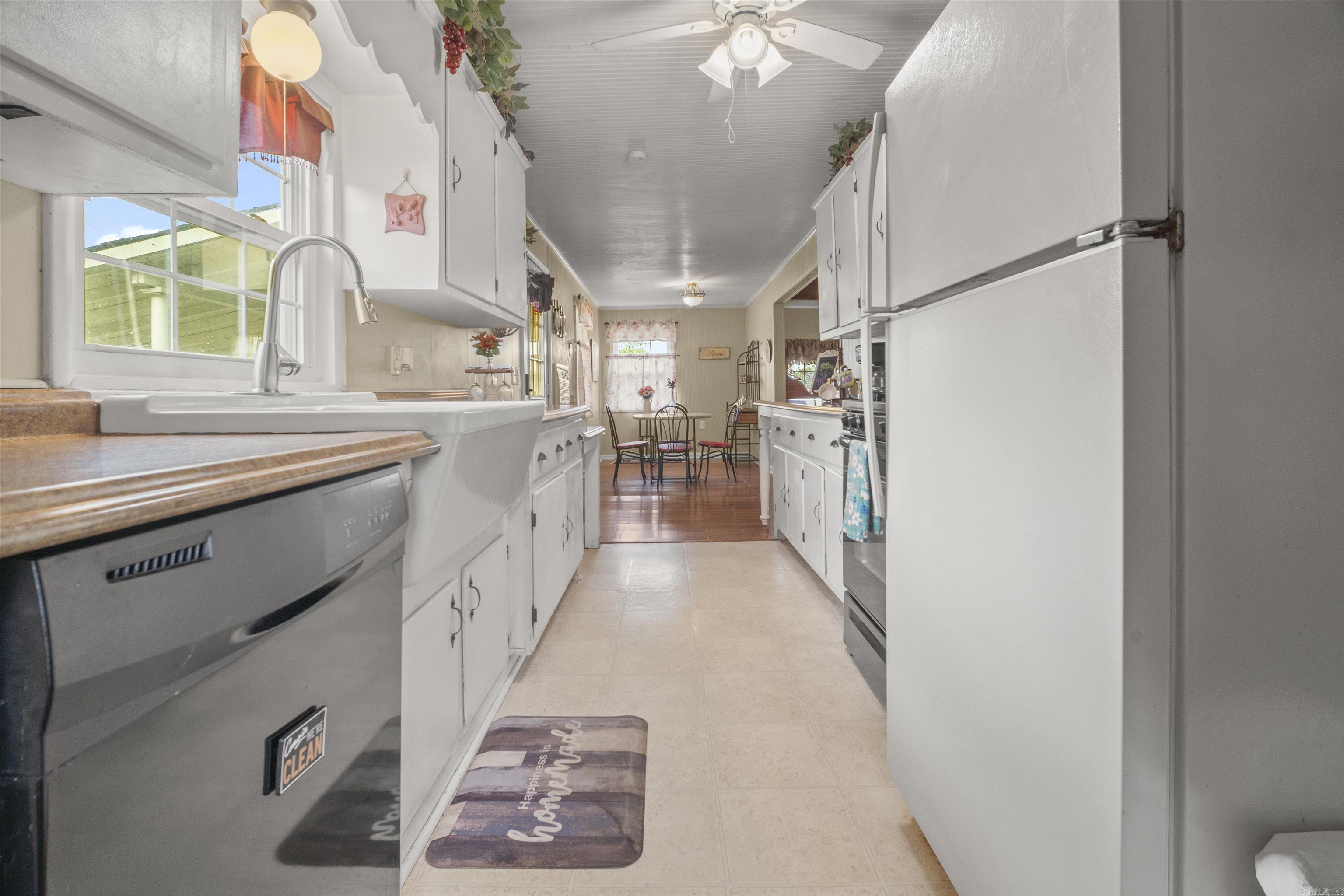 99 Sandtown  Morrilton, AR
