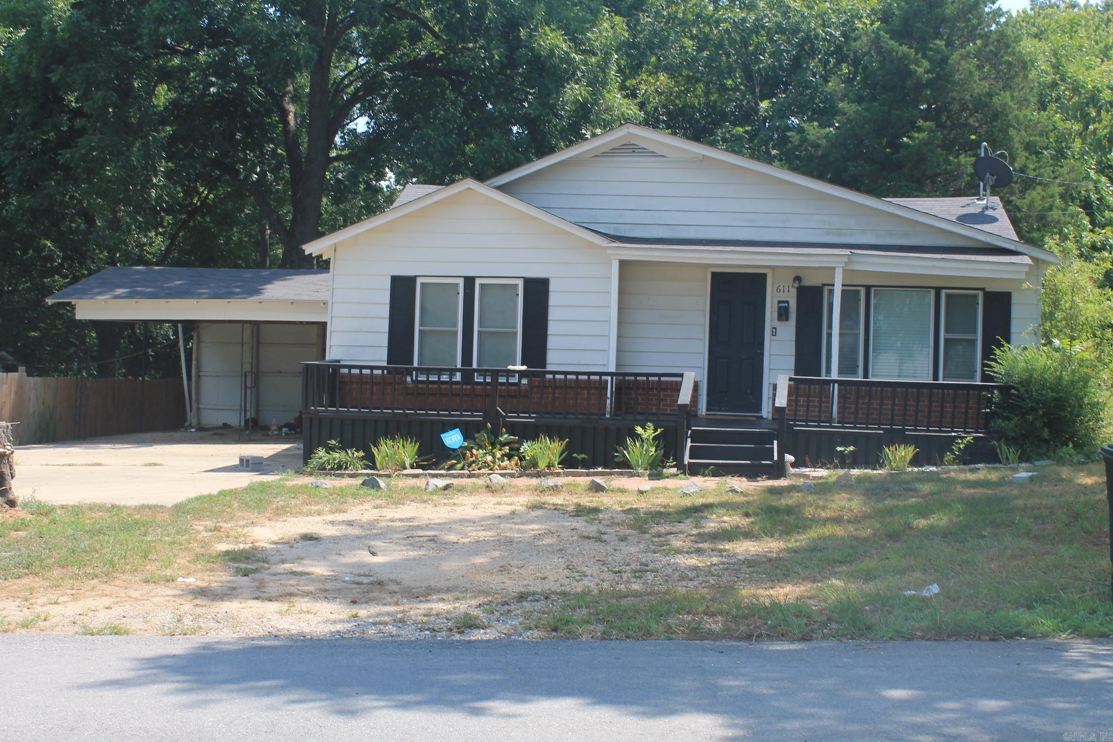 611 W Church  Sheridan, AR