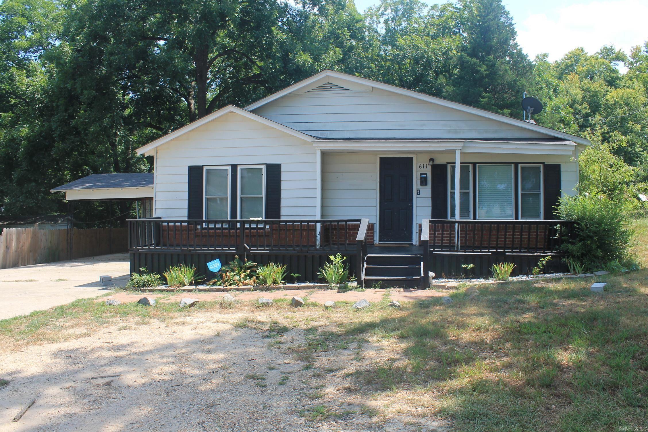 611 W Church  Sheridan, AR