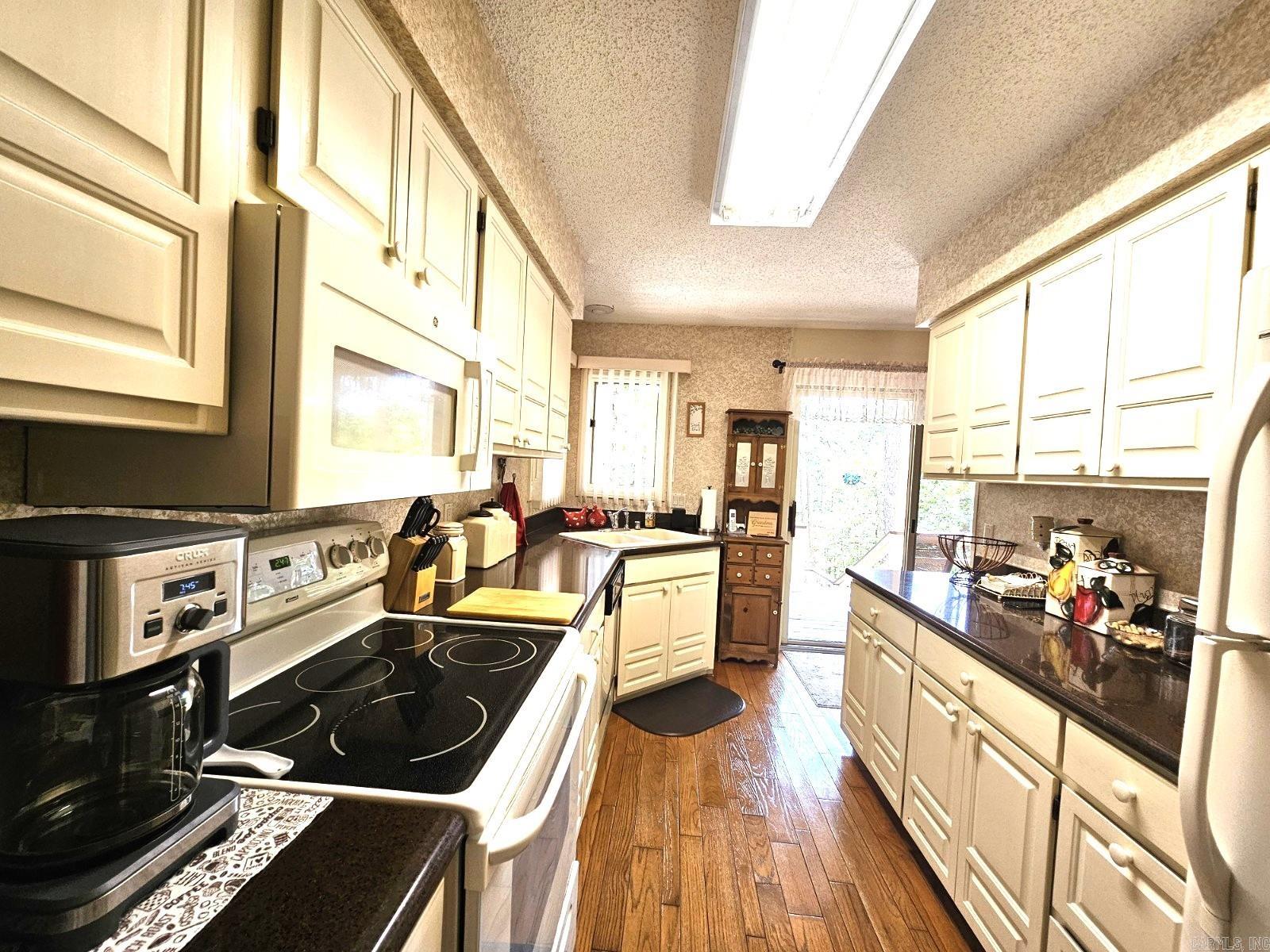 19 Coronado Circle  Hot Springs Village, AR